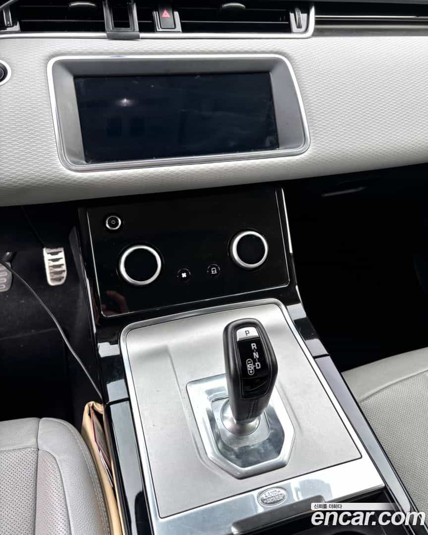 Range Rover Evoque Land Rover 2022.0-INNER-007