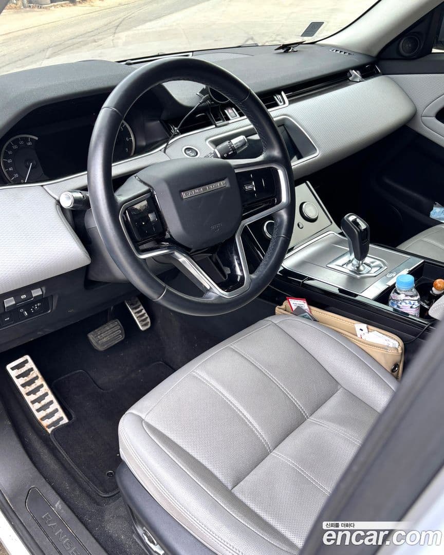 Main__Slider__Photo:Range Rover Evoque Land Rover 2022.0-7