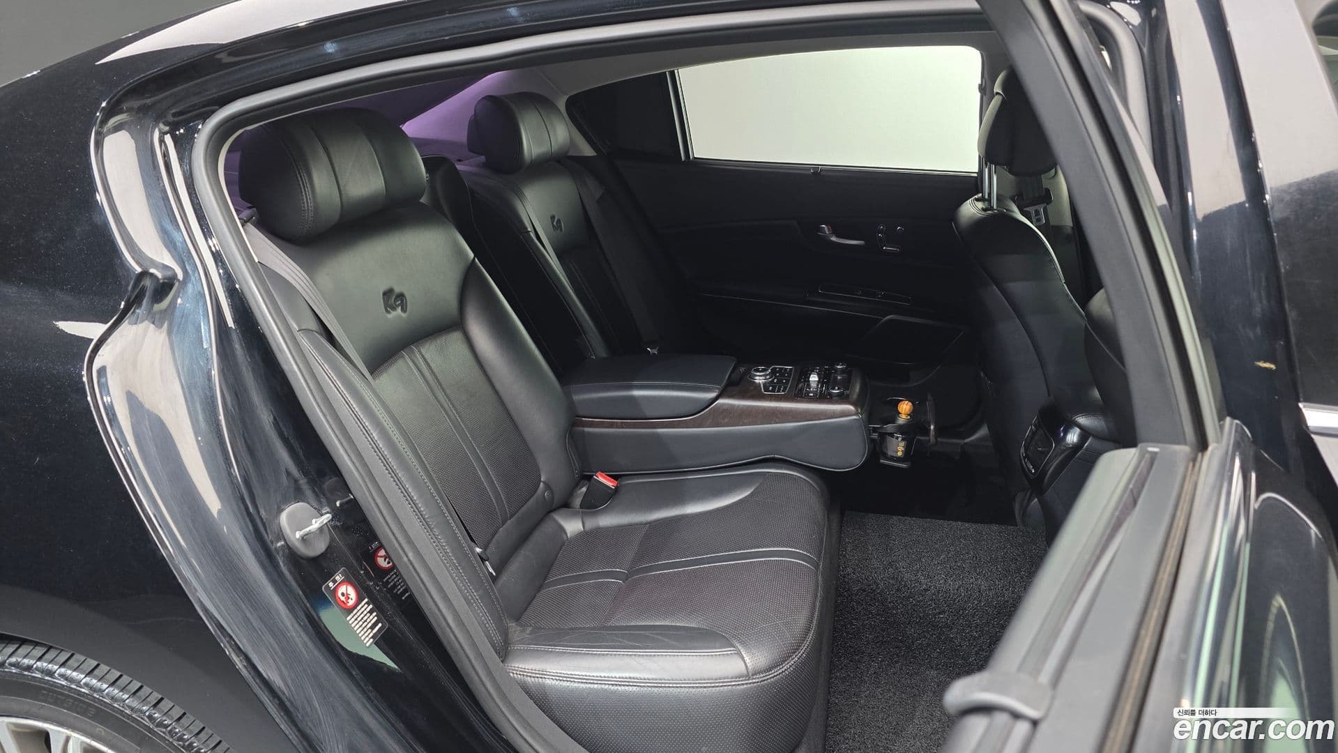 Main__Slider__Photo:K9 Kia 2012.6-11