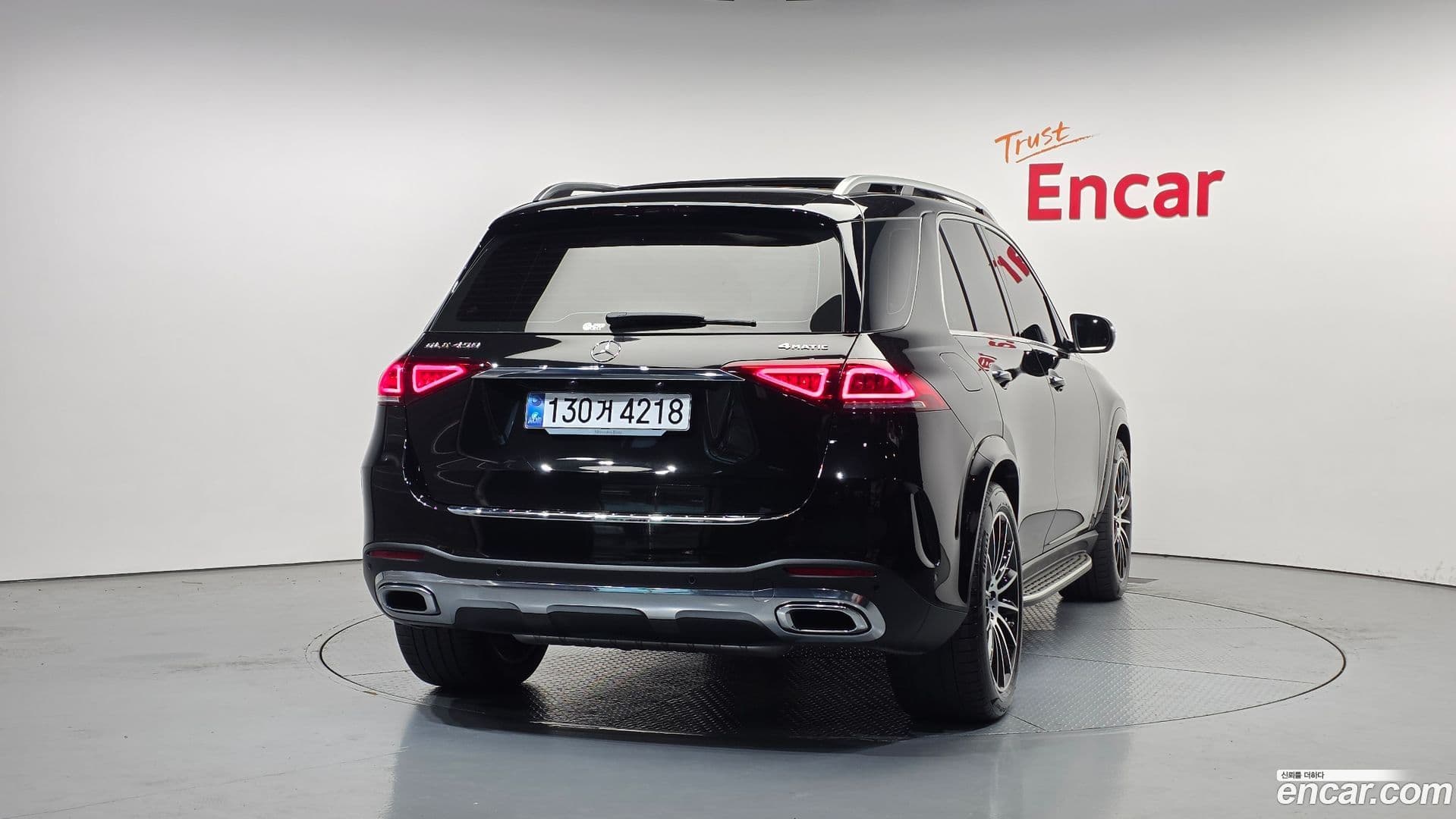 Main__Slider__Photo:GLE-Class Mercedes-Benz 2023.5-3