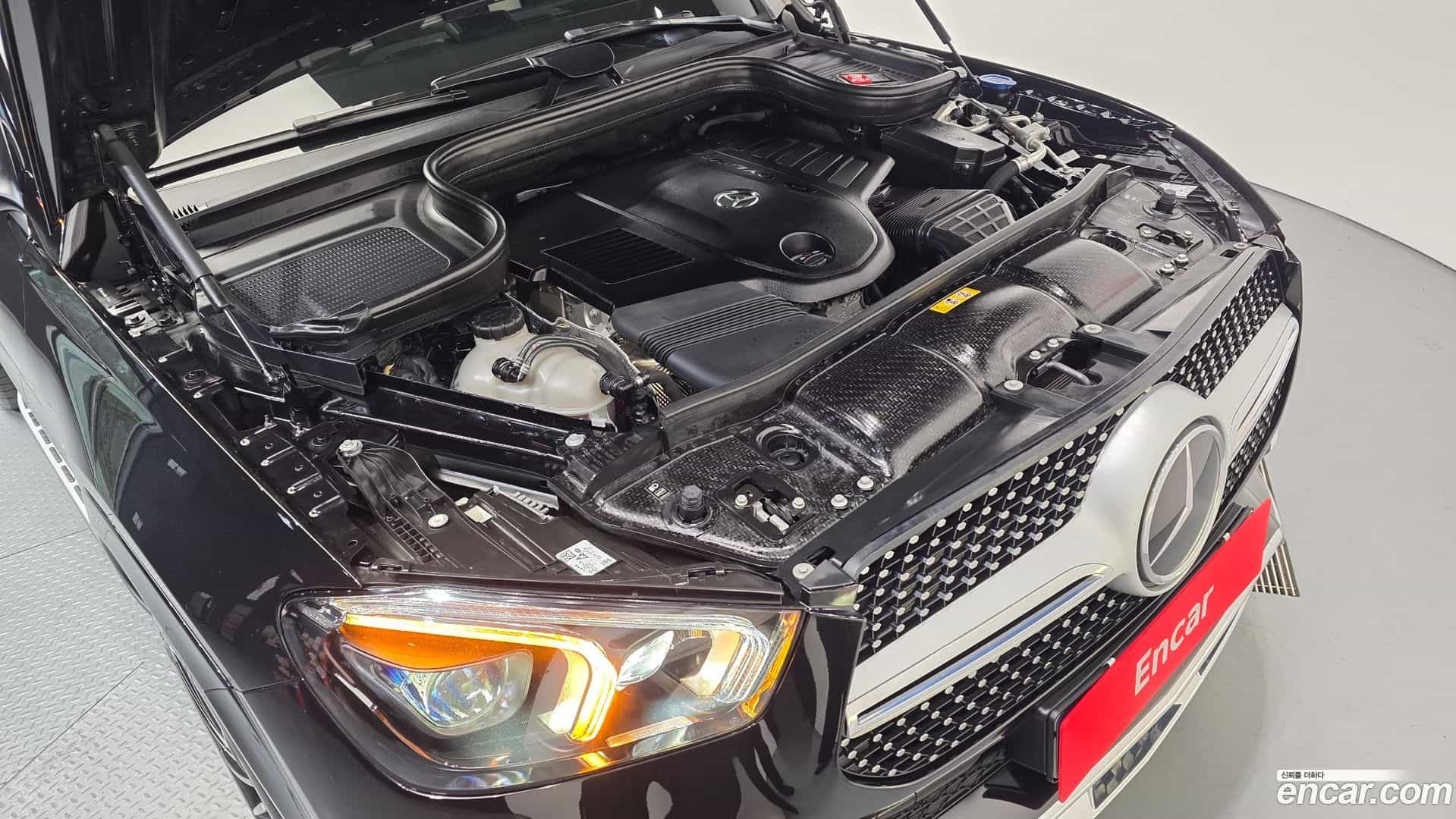 GLE-Class Mercedes-Benz 2023.5-OUTER-006