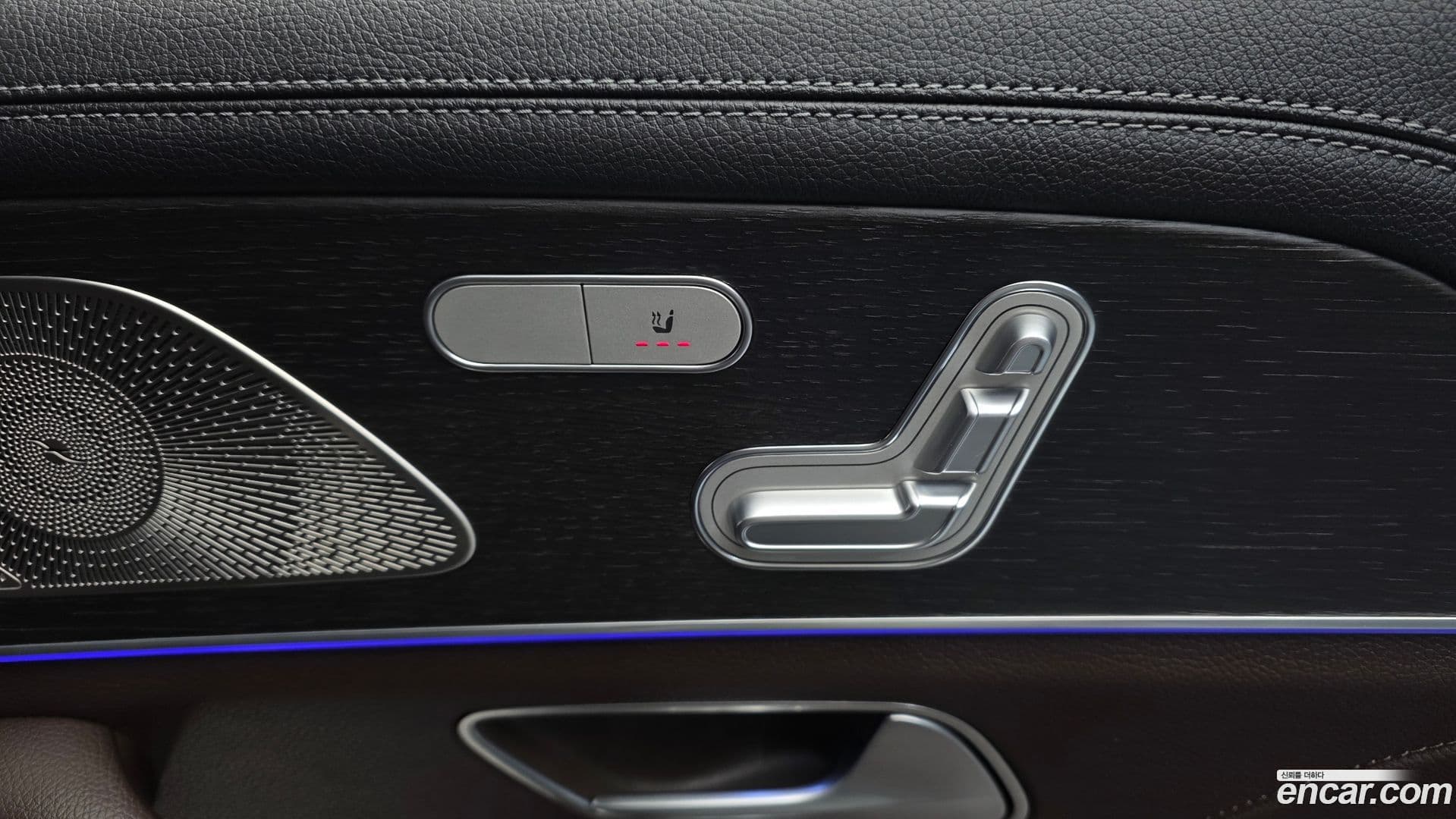 Main__Slider__Photo:GLE-Class Mercedes-Benz 2023.5-17