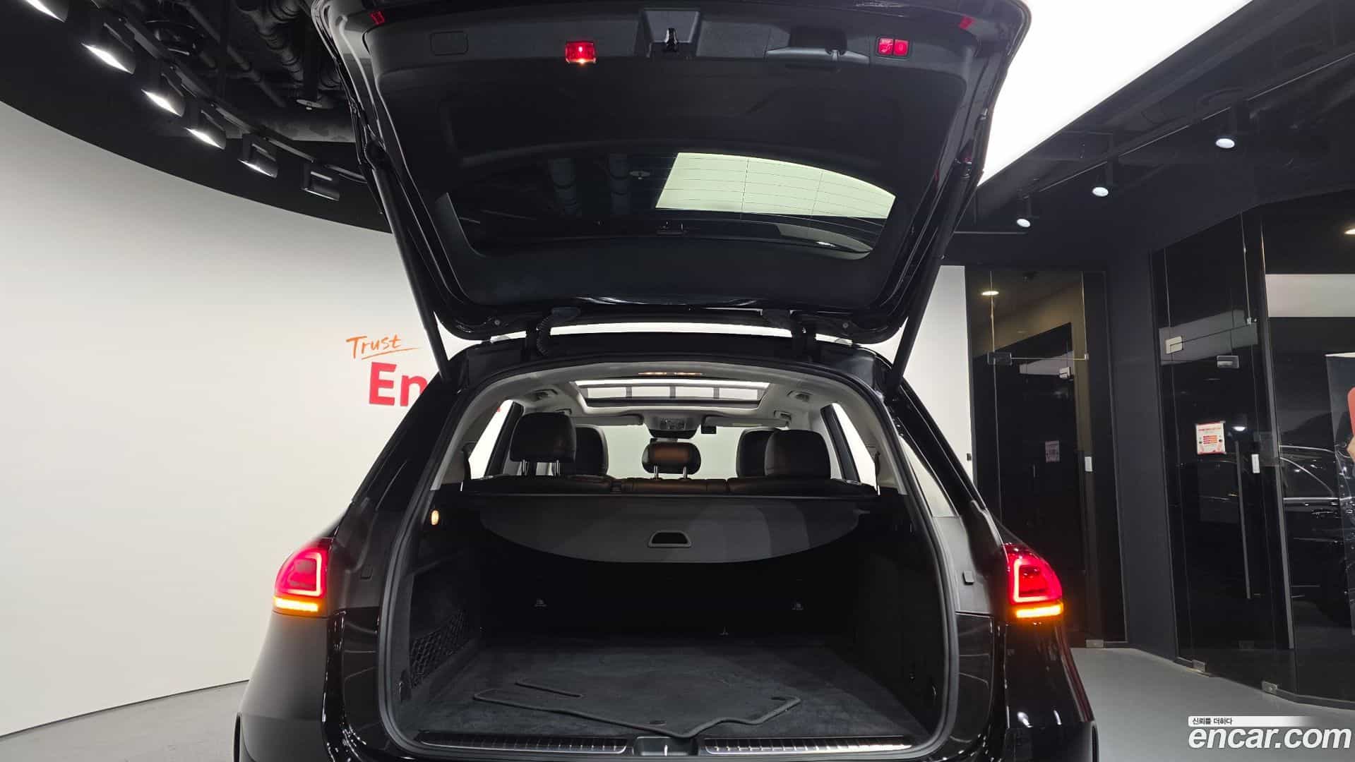 GLE-Class Mercedes-Benz 2023.5-OPTION-024