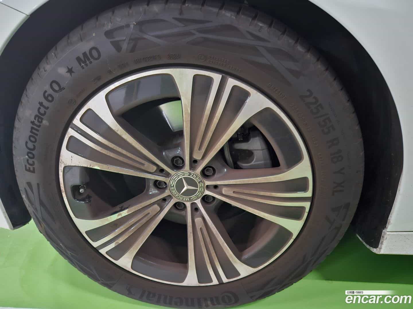 E-Class Mercedes-Benz 2025.2-INNER-007