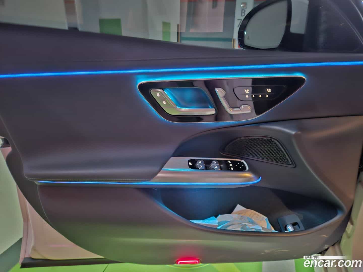 E-Class Mercedes-Benz 2025.2-OPTION-019