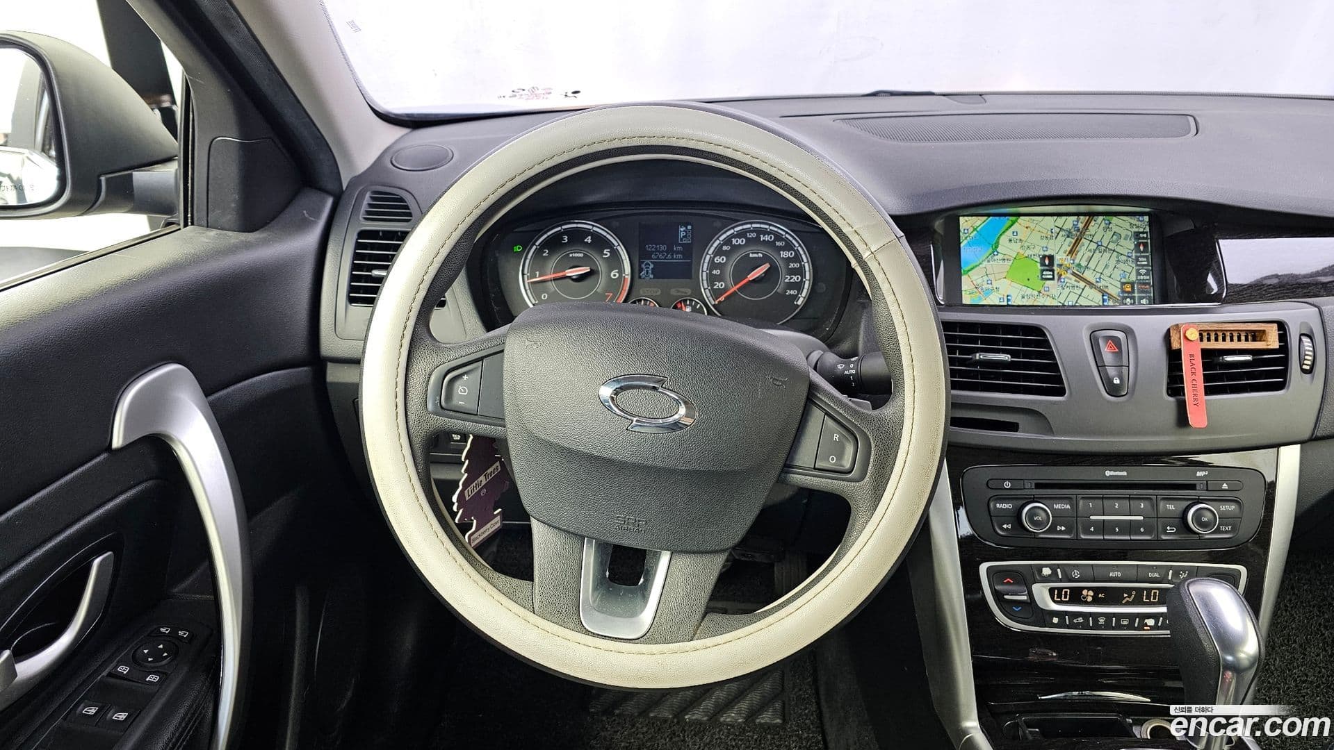 Main__Slider__Photo:SM5 Renault-KoreaSamsung 2015.2-12