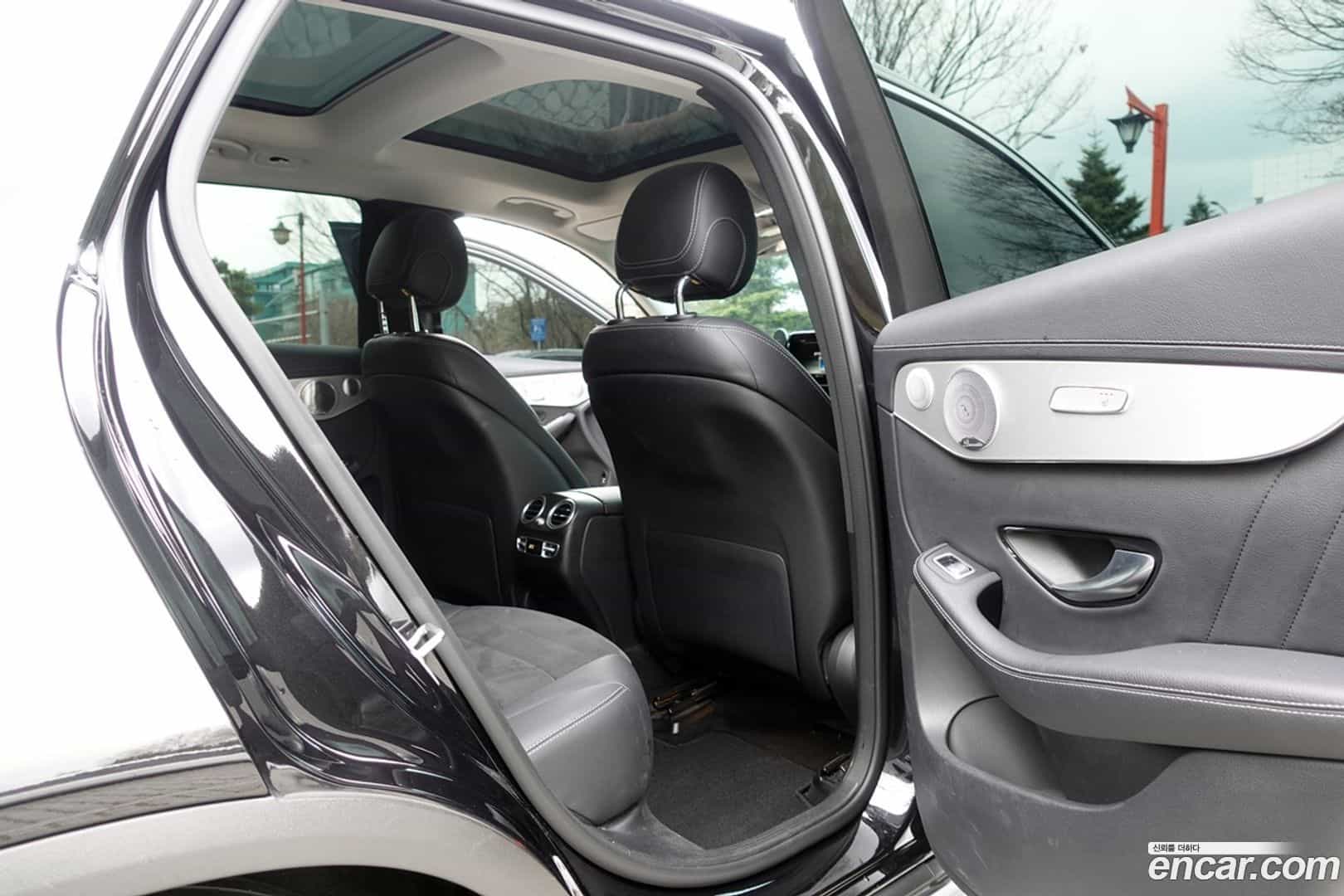 GLC-Class Mercedes-Benz 2019.9-INNER-007