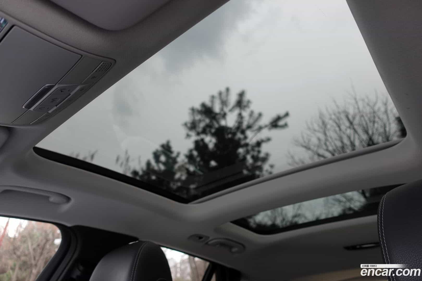 GLC-Class Mercedes-Benz 2019.9-OPTION-017