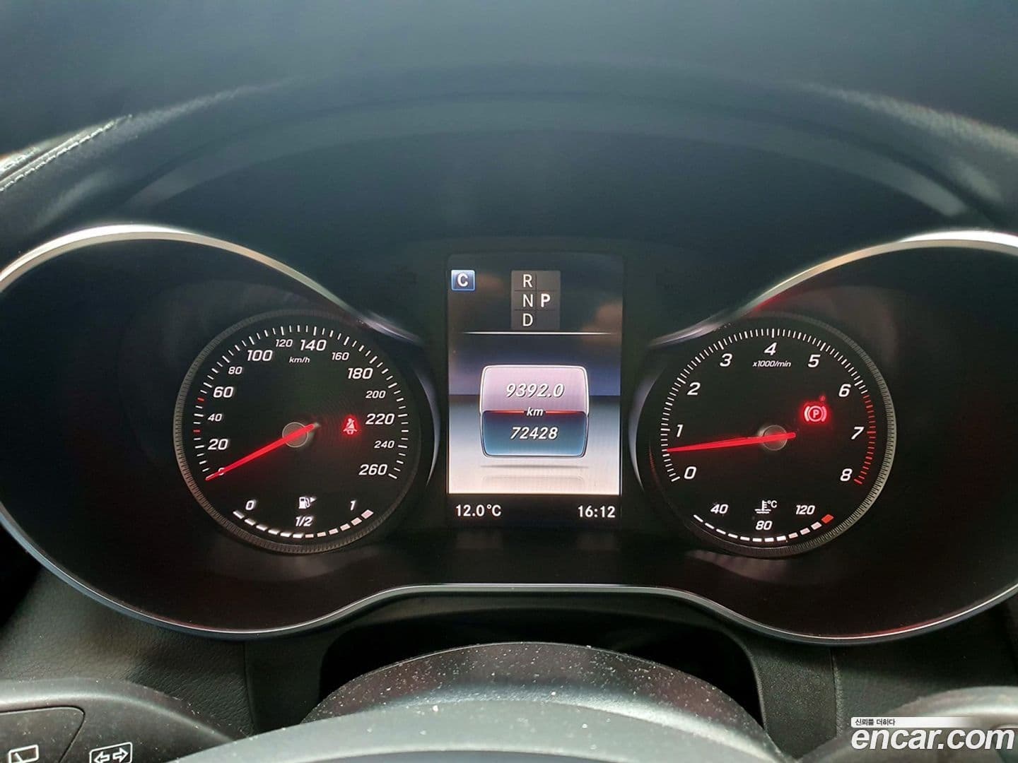 Main__Slider__Photo:GLC-Class Mercedes-Benz 2019.9-15