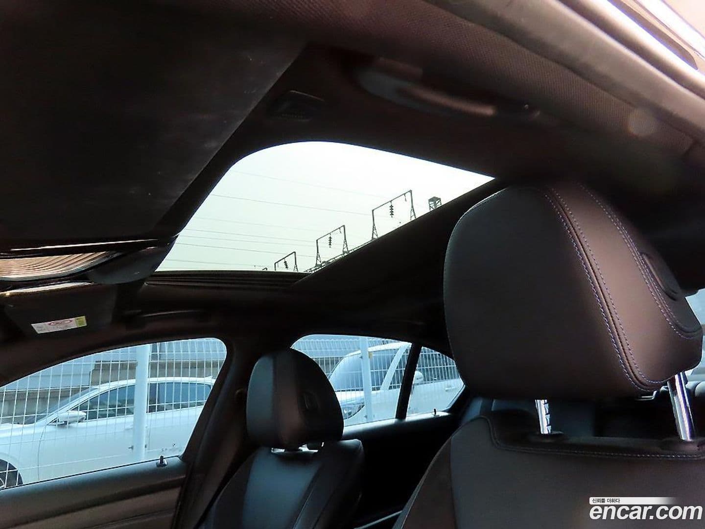 Main__Slider__Photo:3-Series BMW 2022.3-10