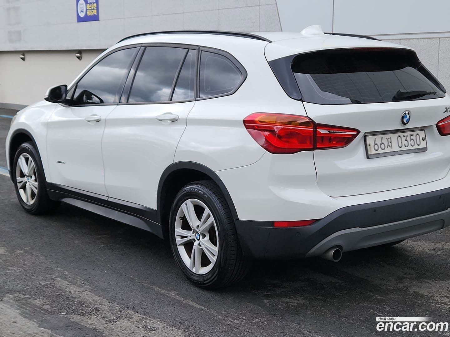 Main__Slider__Photo:X1 BMW 2016.9-0