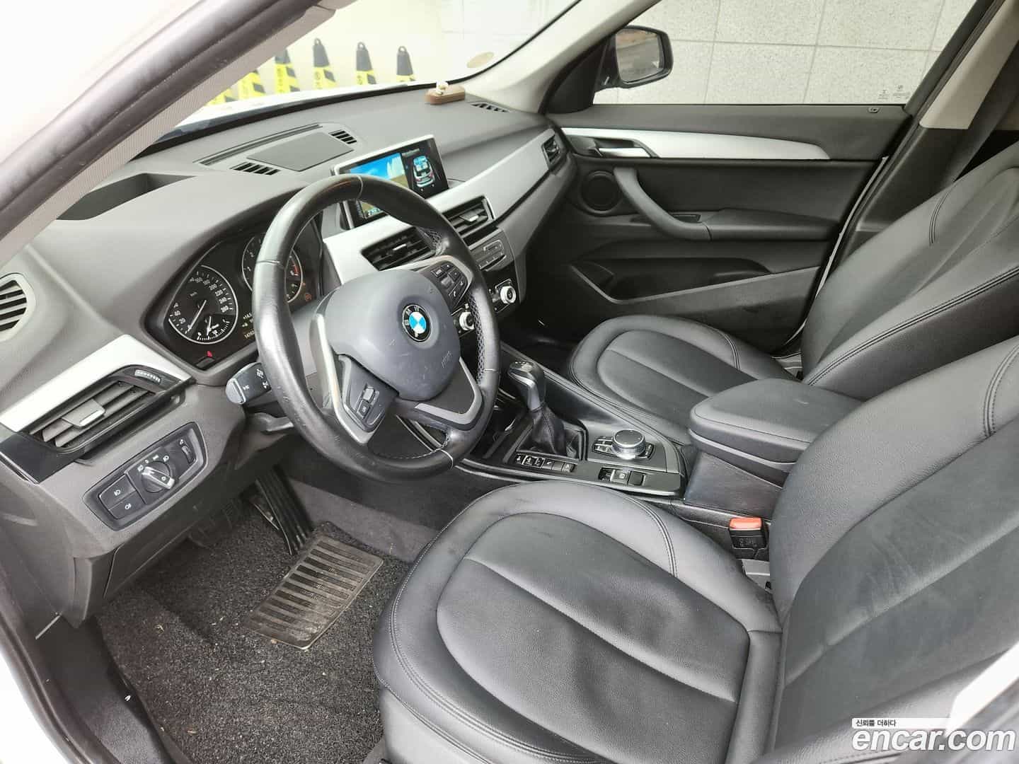 X1 BMW 2016.9-INNER-007