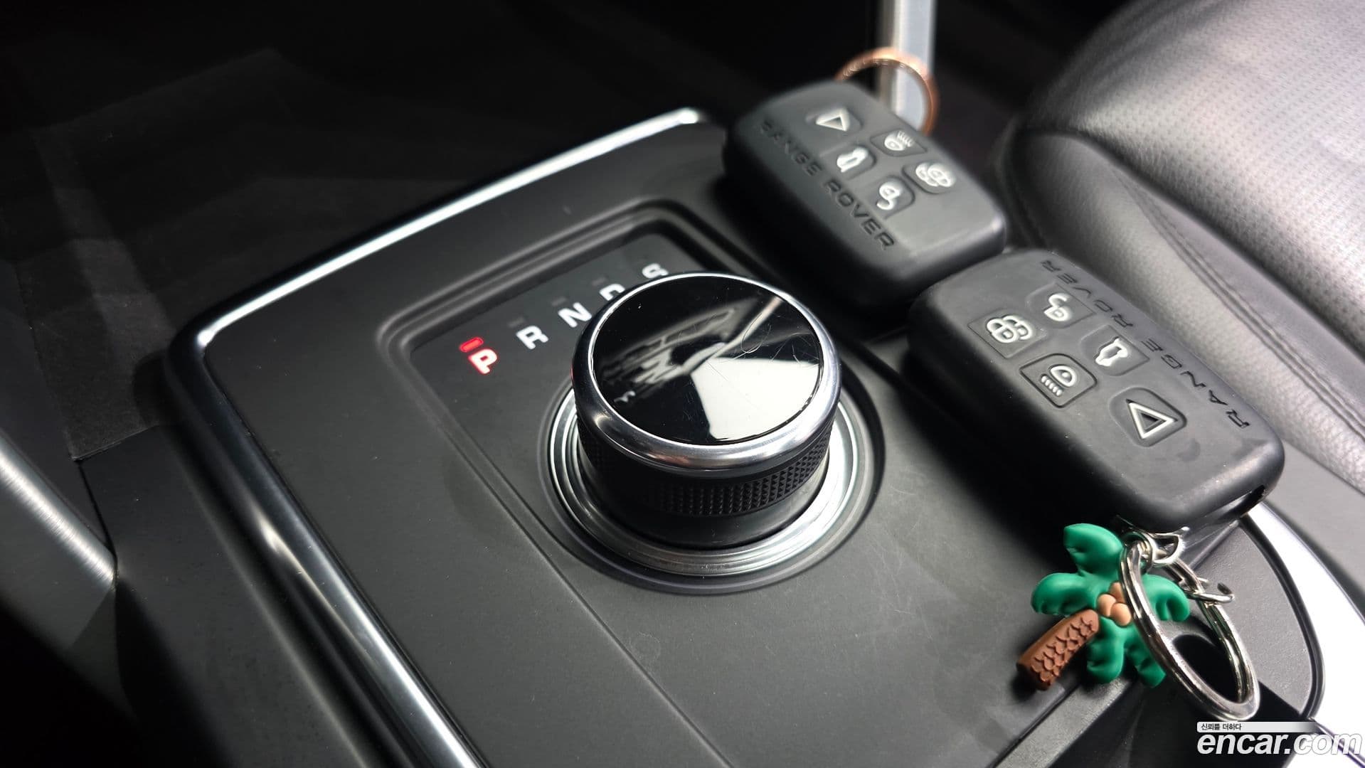 Main__Slider__Photo:Discovery Sport Land Rover 2019.11-8