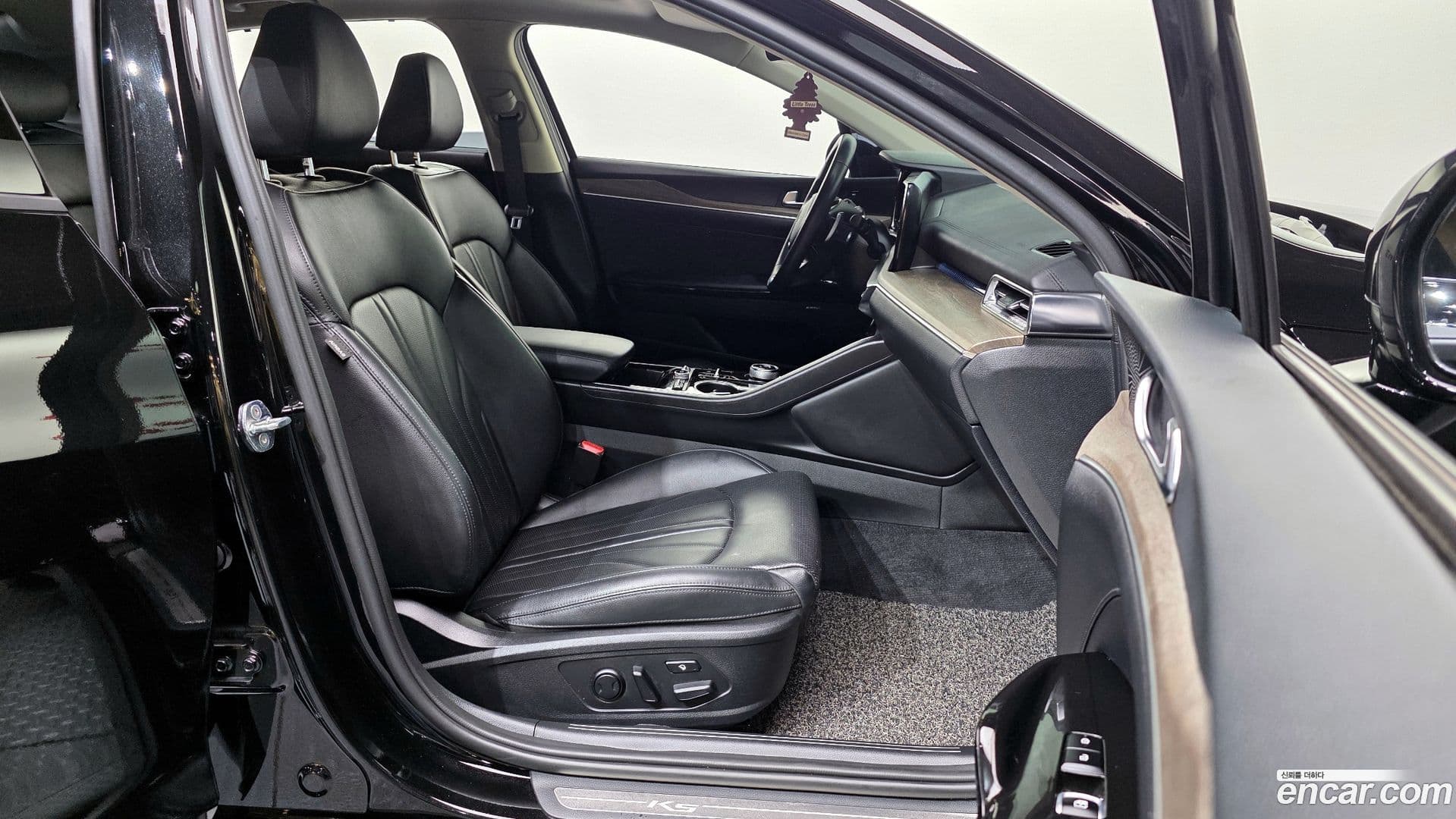 Main__Slider__Photo:K5 Kia 2021.6-10