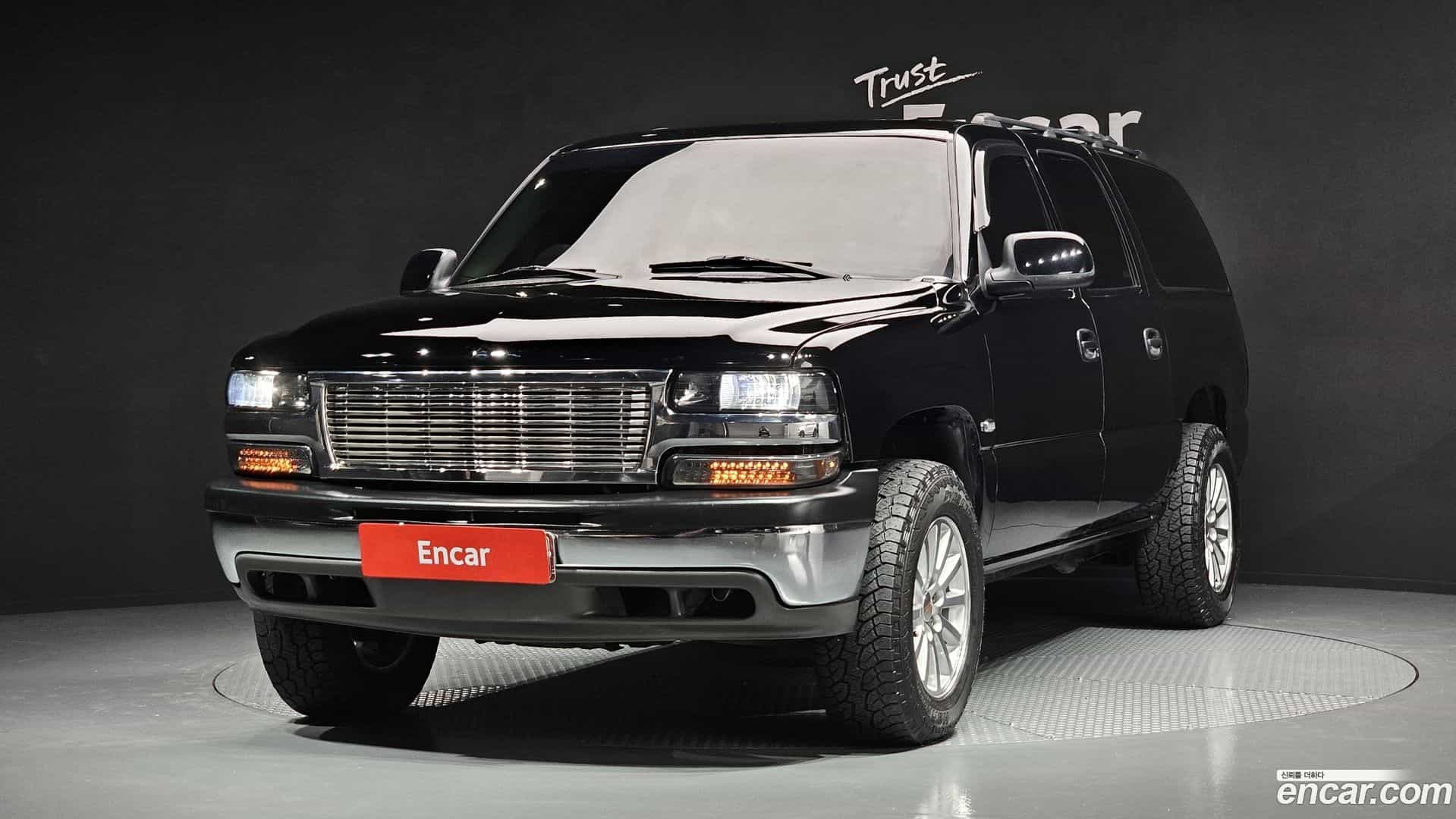 Surburban Chevrolet 2001.11-OUTER-001