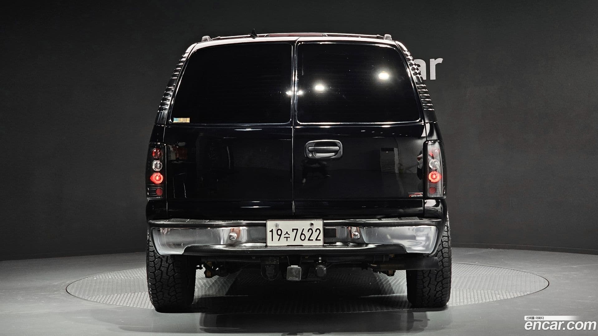 Main__Slider__Photo:Surburban Chevrolet 2001.11-3