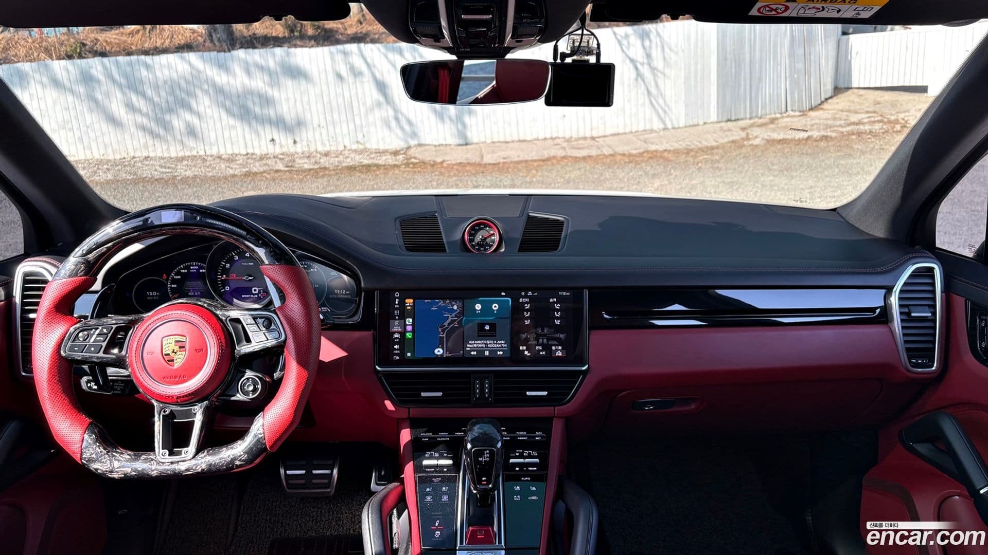 Main__Slider__Photo:Cayenne Porsche 2020.3-9