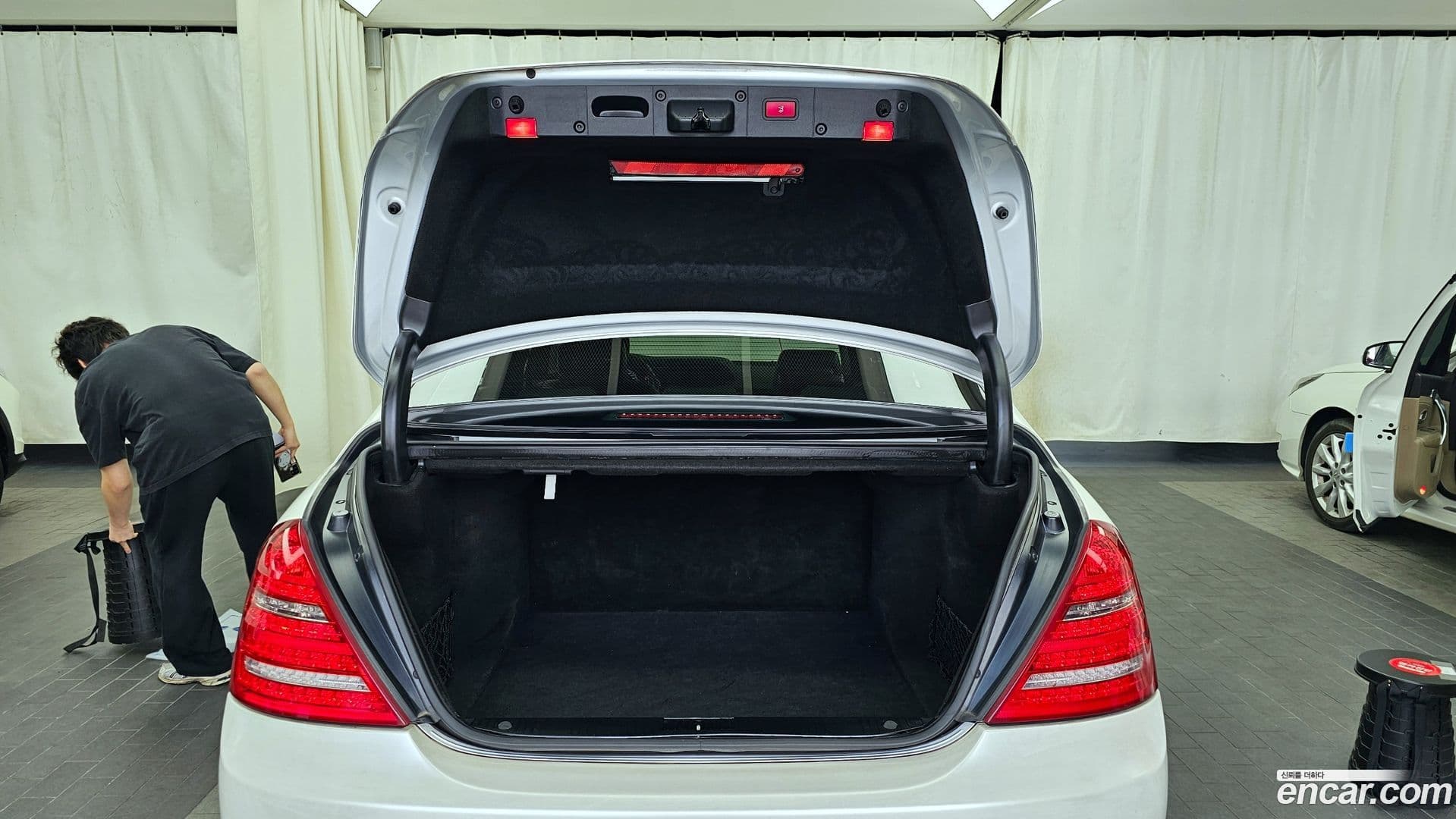 Main__Slider__Photo:S-Class Mercedes-Benz 2010.10-19