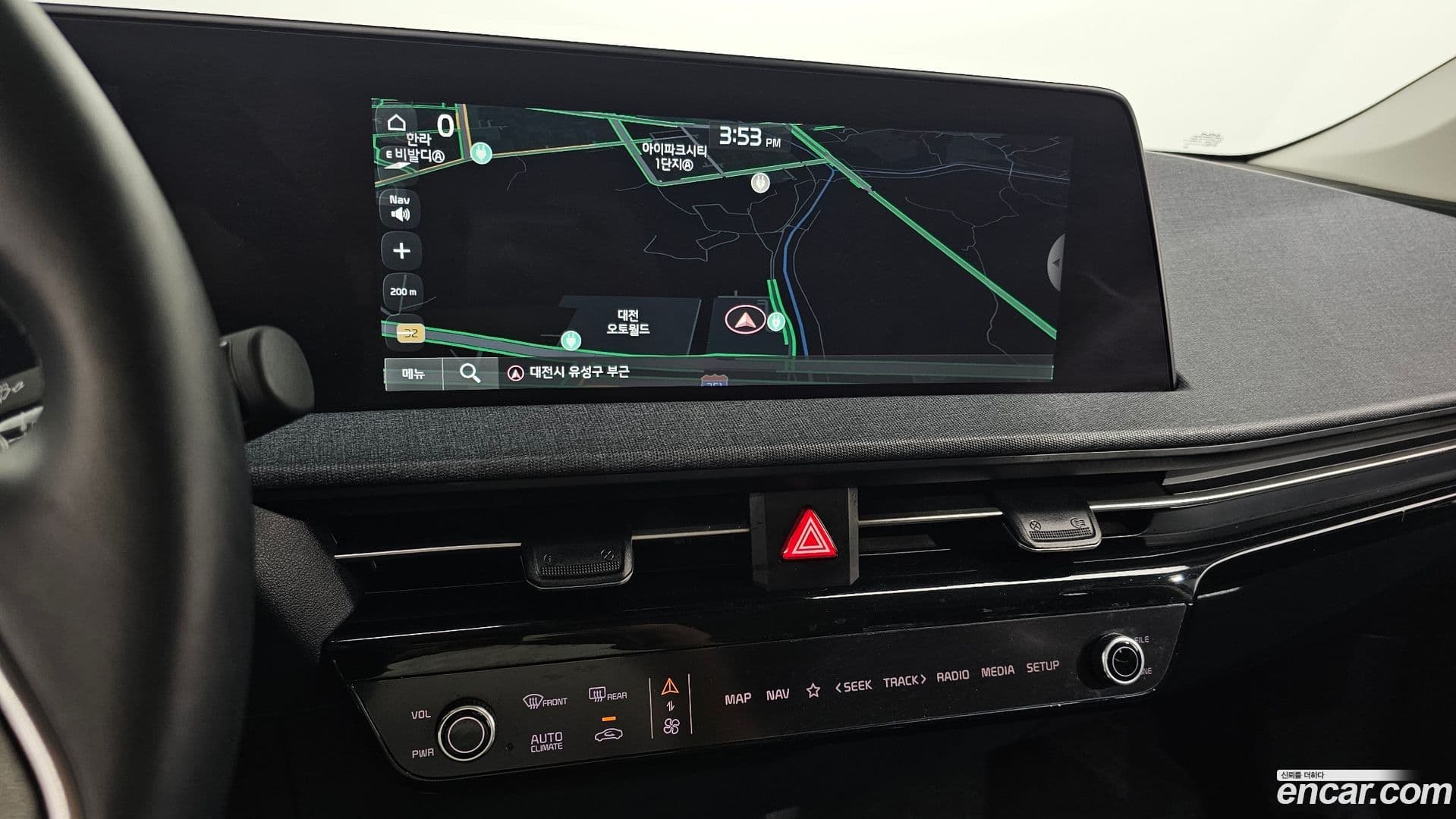 Main__Slider__Photo:EV6 Kia 2022.3-15