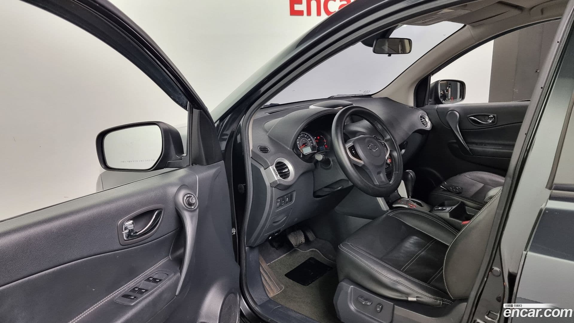 Main__Slider__Photo:QM5 Renault-KoreaSamsung 2014.9-10