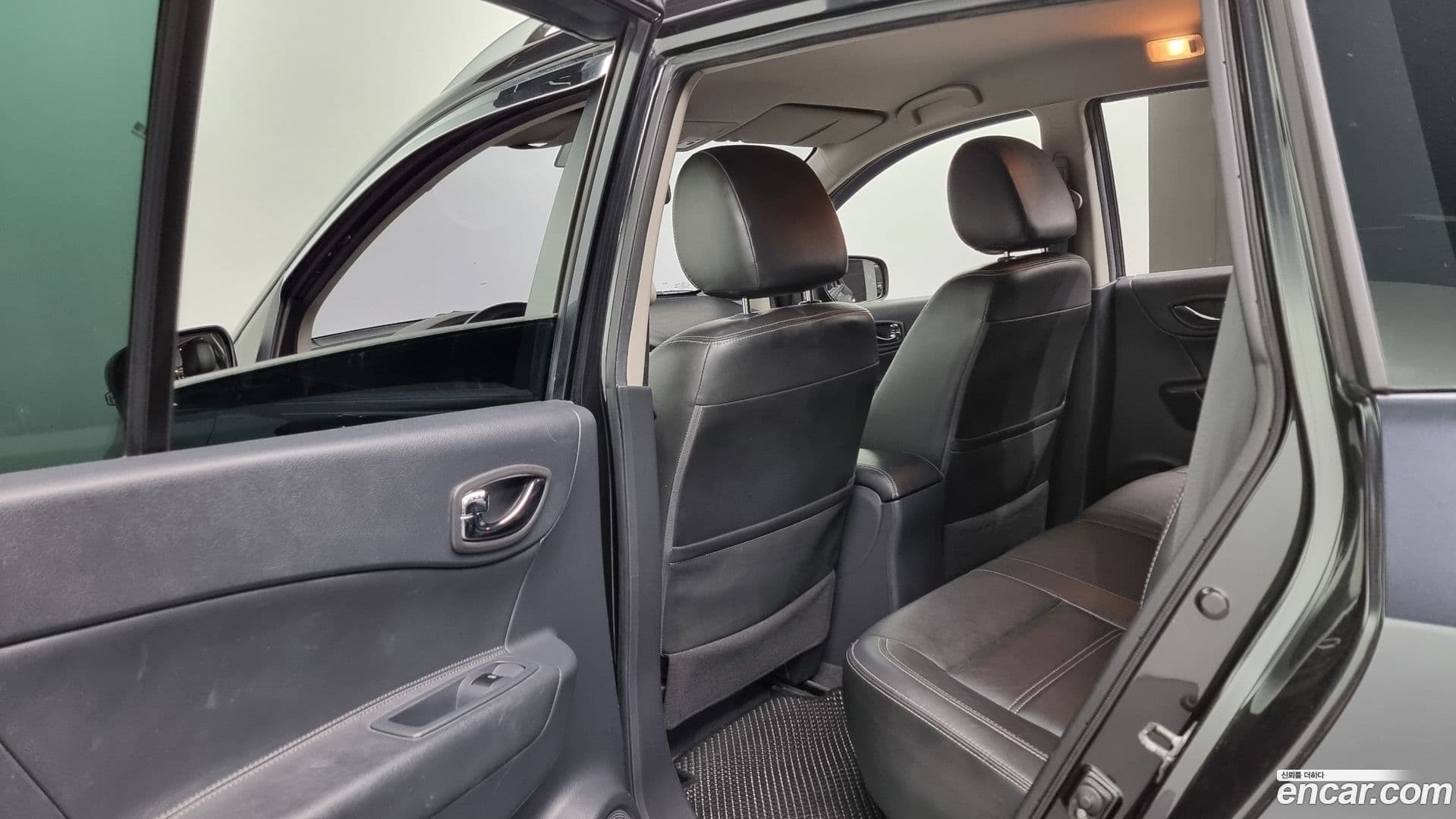 Main__Slider__Photo:QM5 Renault-KoreaSamsung 2014.9-17