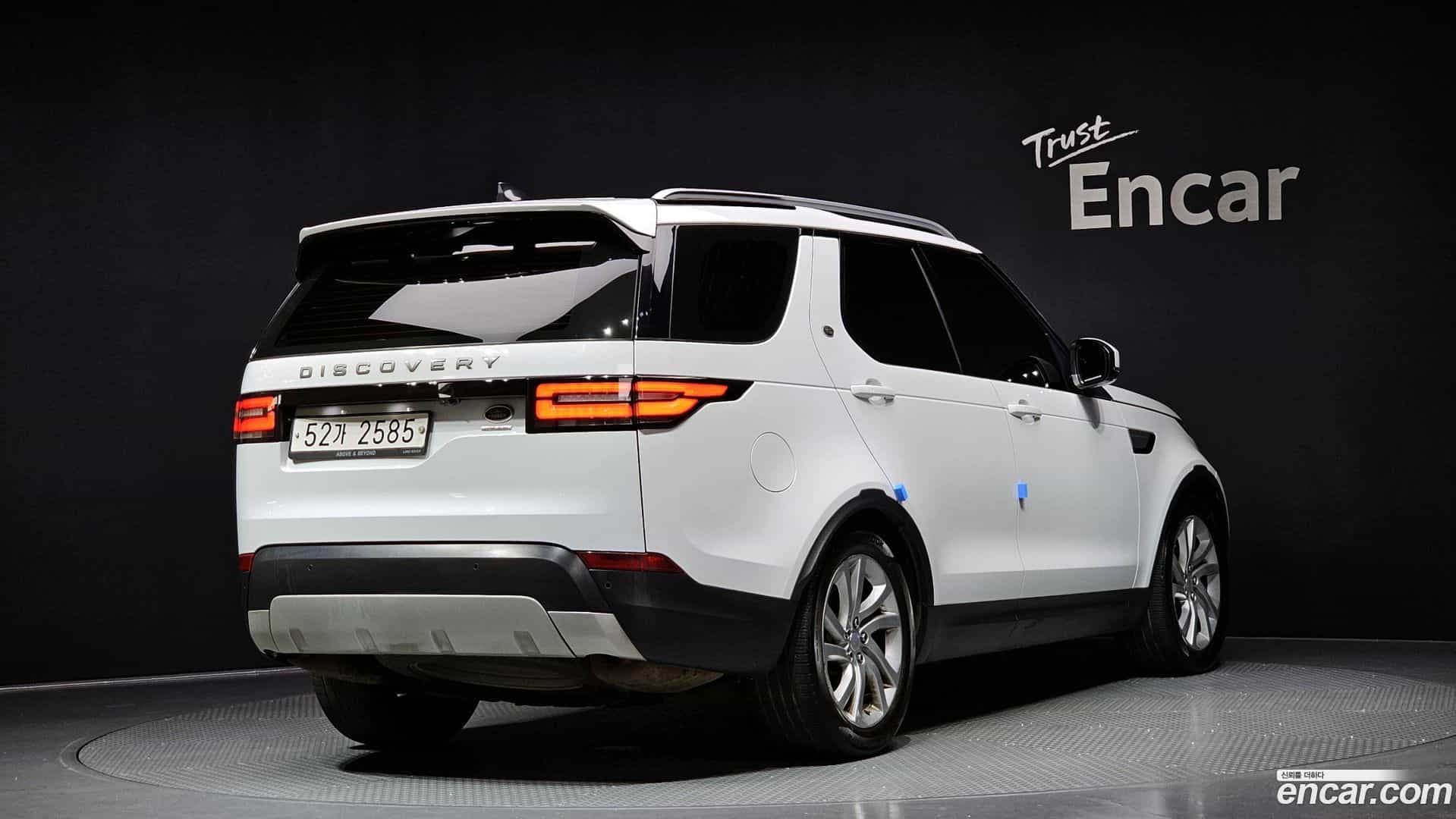 Discovery Land Rover 2017.11-OUTER-002
