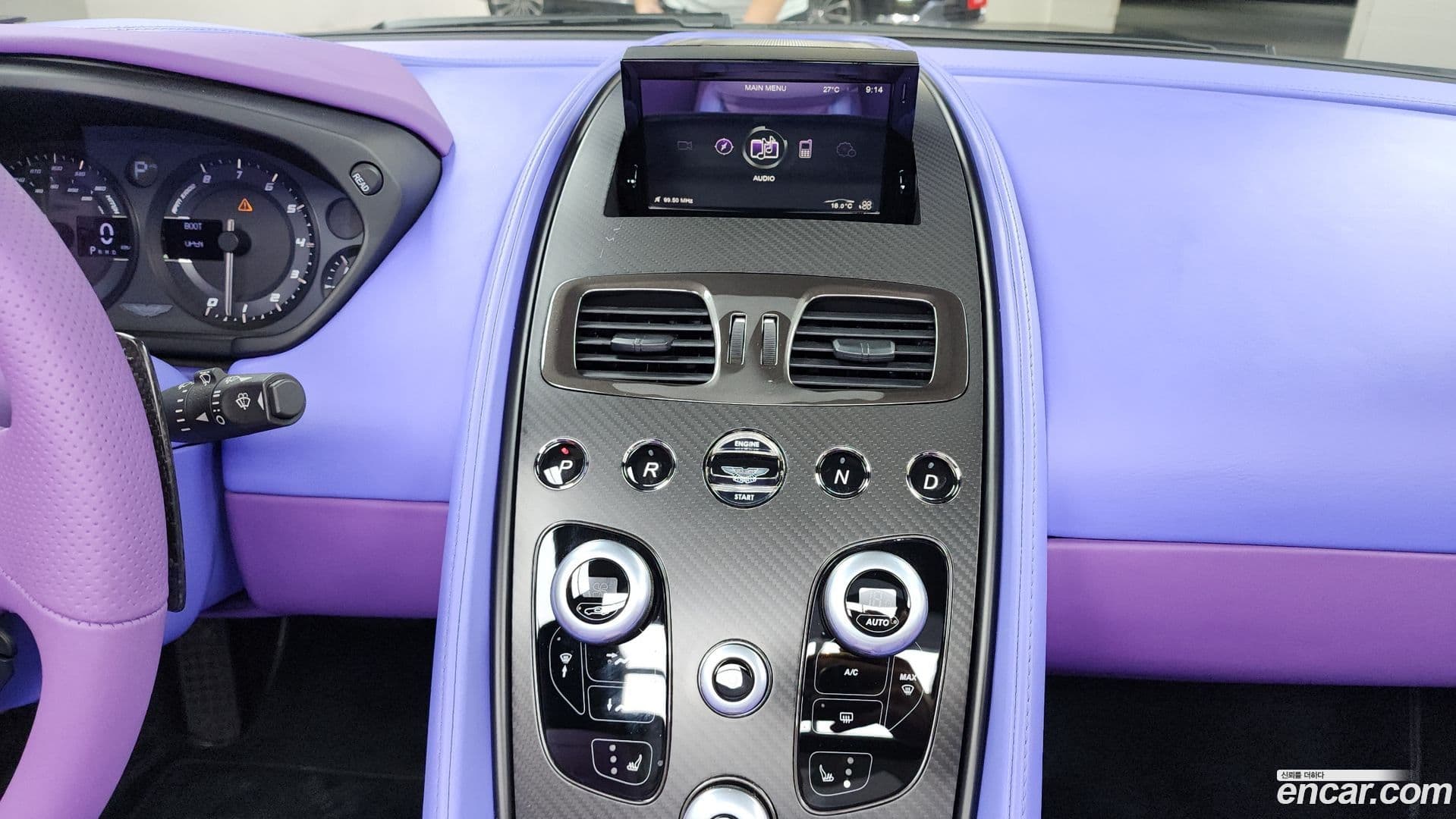 Main__Slider__Photo:Vanquish Astonmartin 2015.11-13