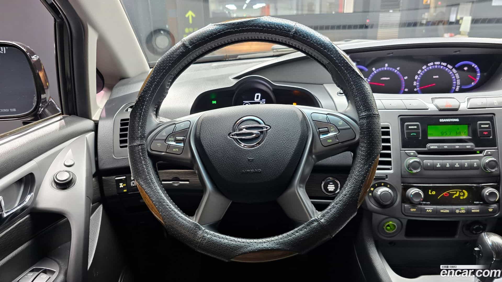 KORANDO KG Mobility 2018.7-OPTION-017