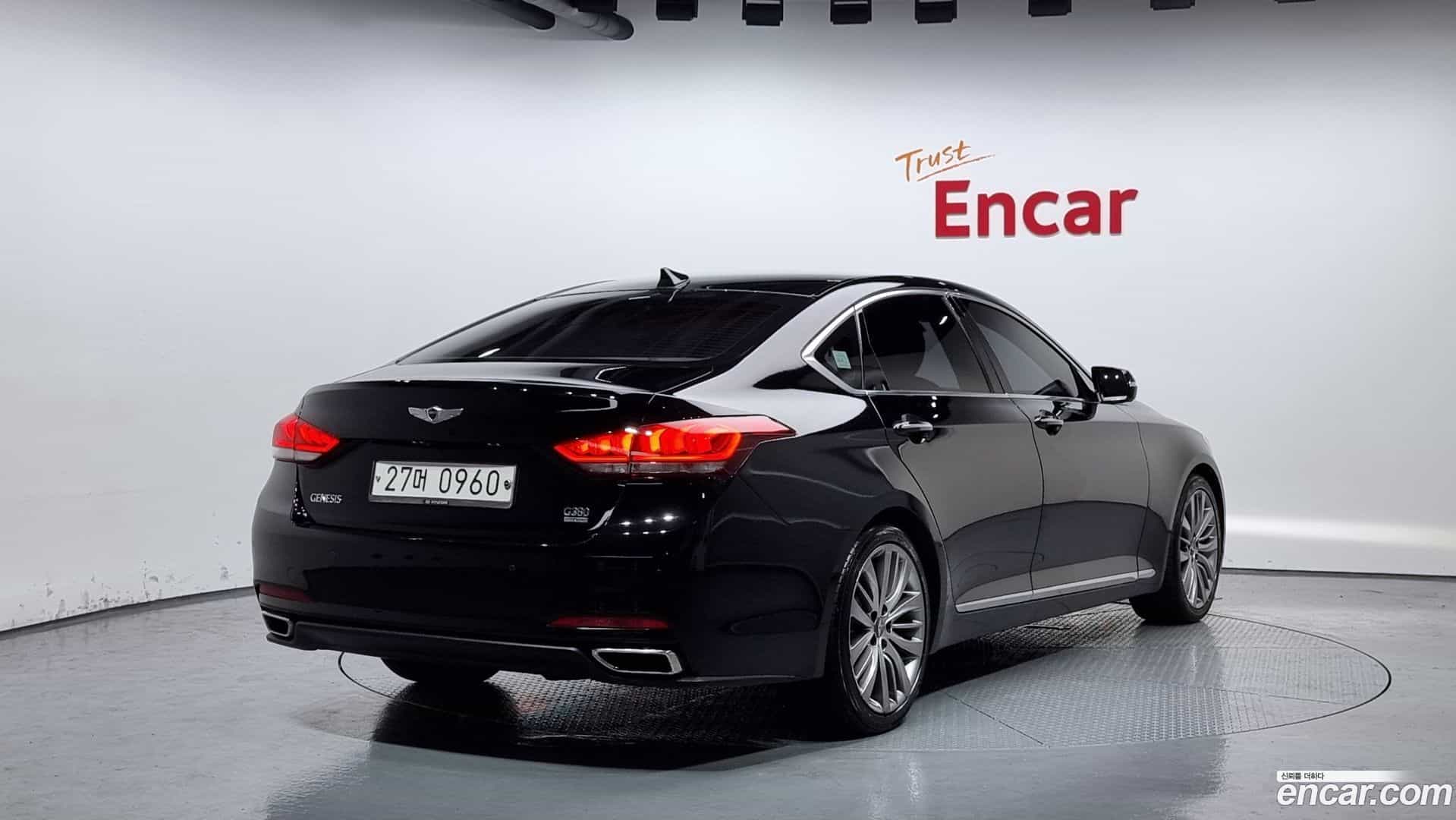 Genesis Hyundai 2016.0-OUTER-002