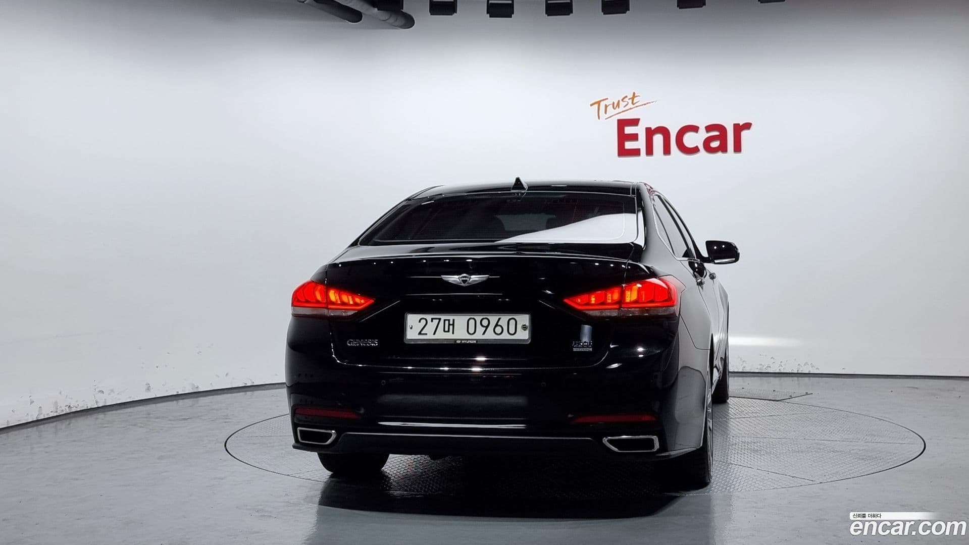 Main__Slider__Photo:Genesis Hyundai 2016.0-3