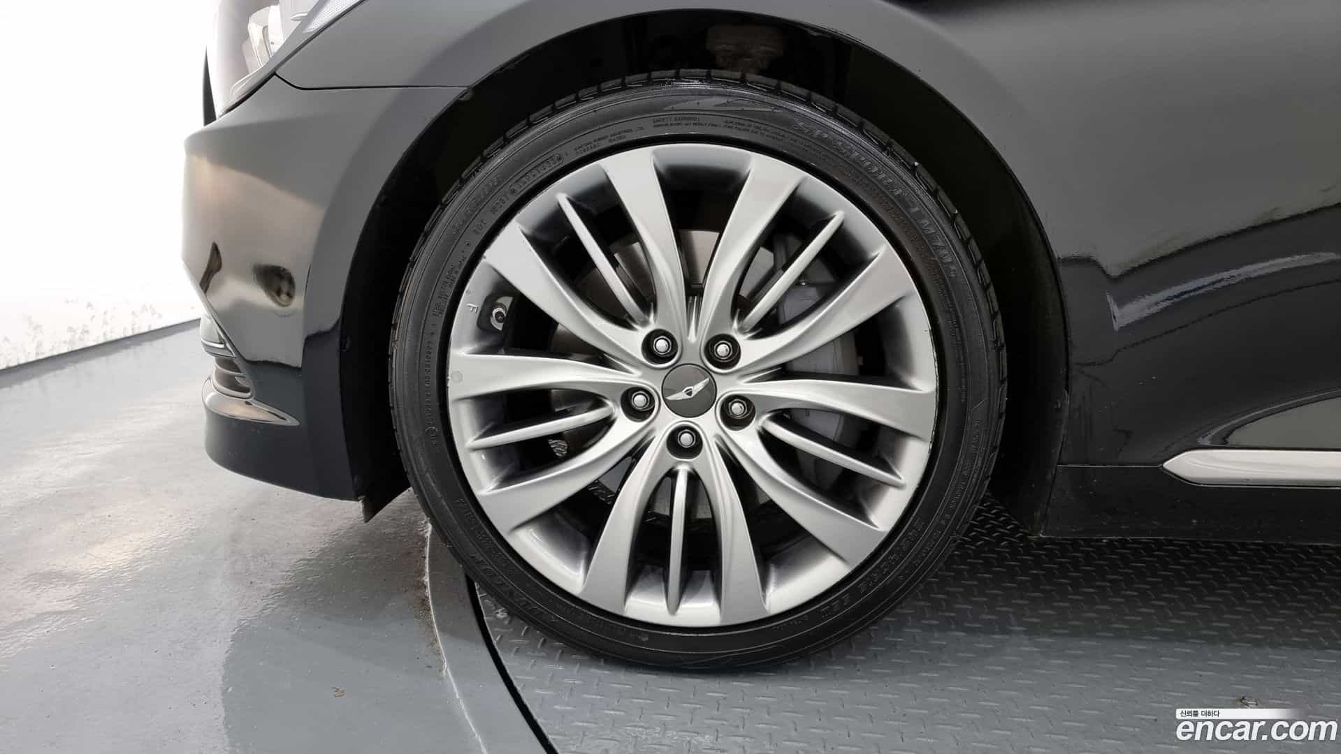 Genesis Hyundai 2016.0-OUTER-005