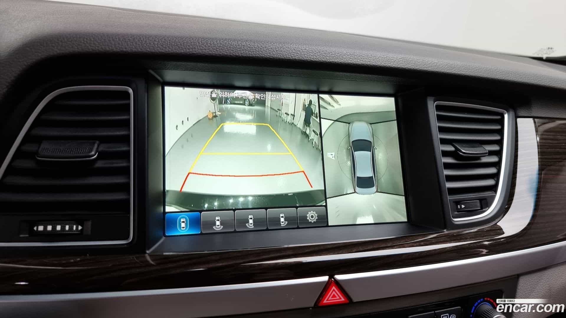 Genesis Hyundai 2016.0-OPTION-019