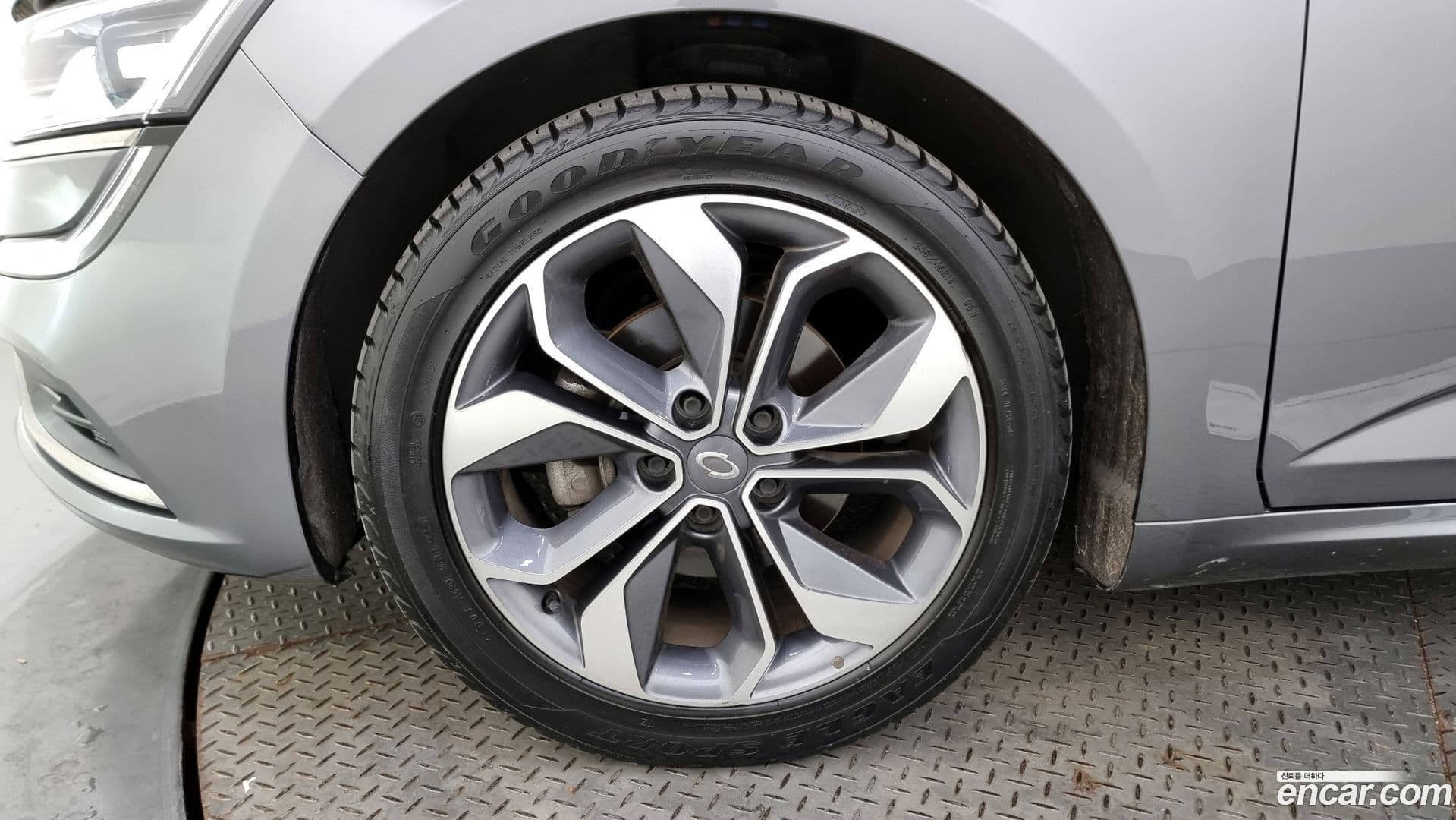 Main__Slider__Photo:SM6 Renault Korea 2019.6-4