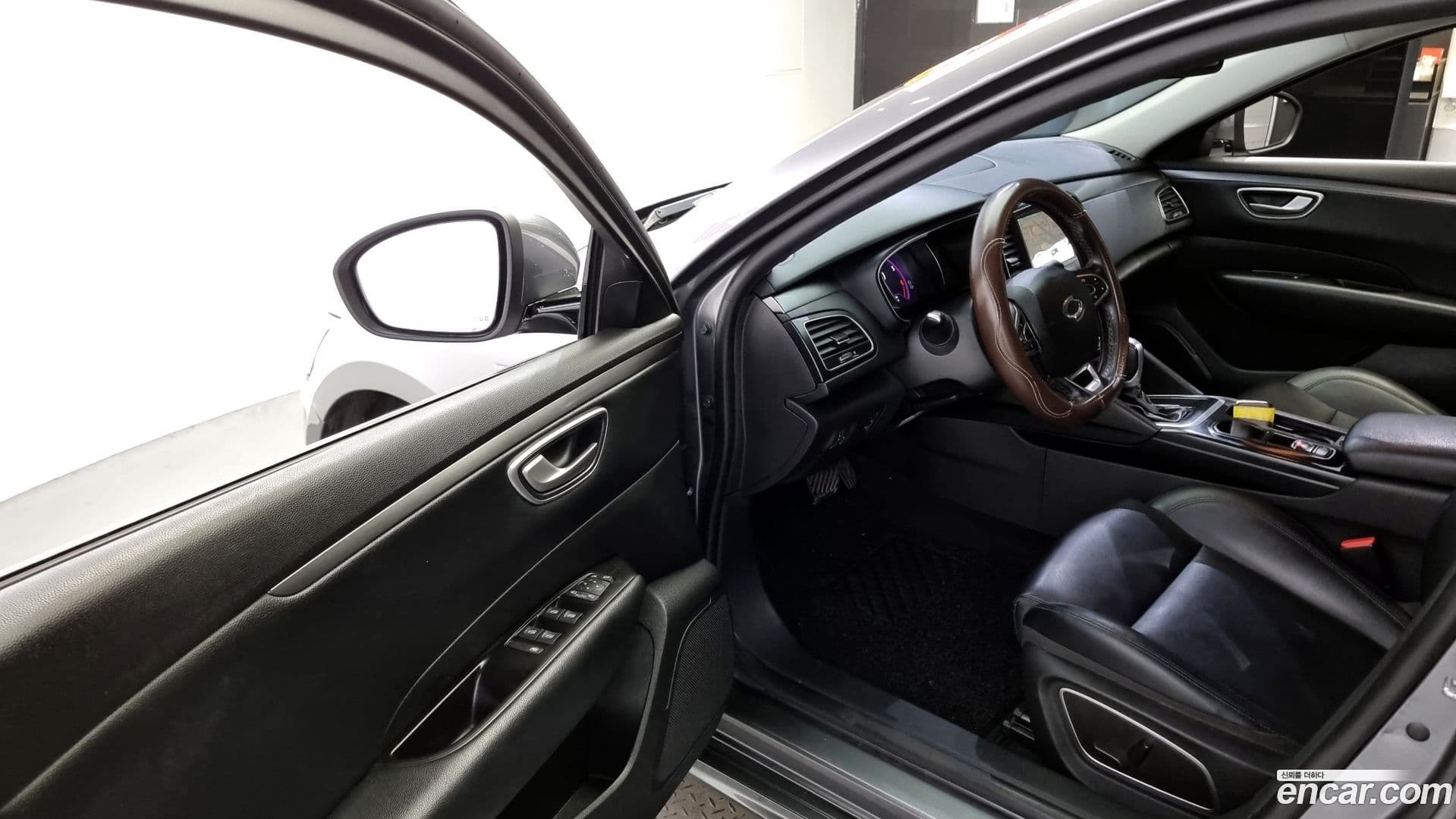 Main__Slider__Photo:SM6 Renault Korea 2019.6-11