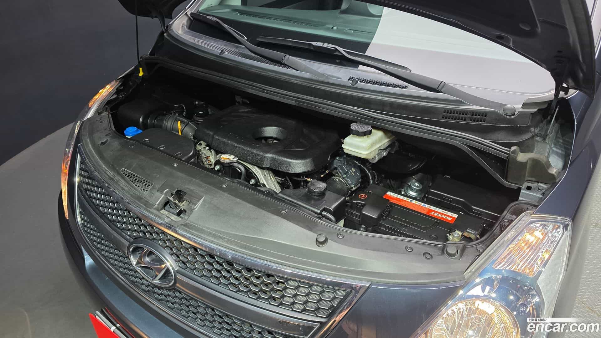 Starex Hyundai 2014.6-INNER-006