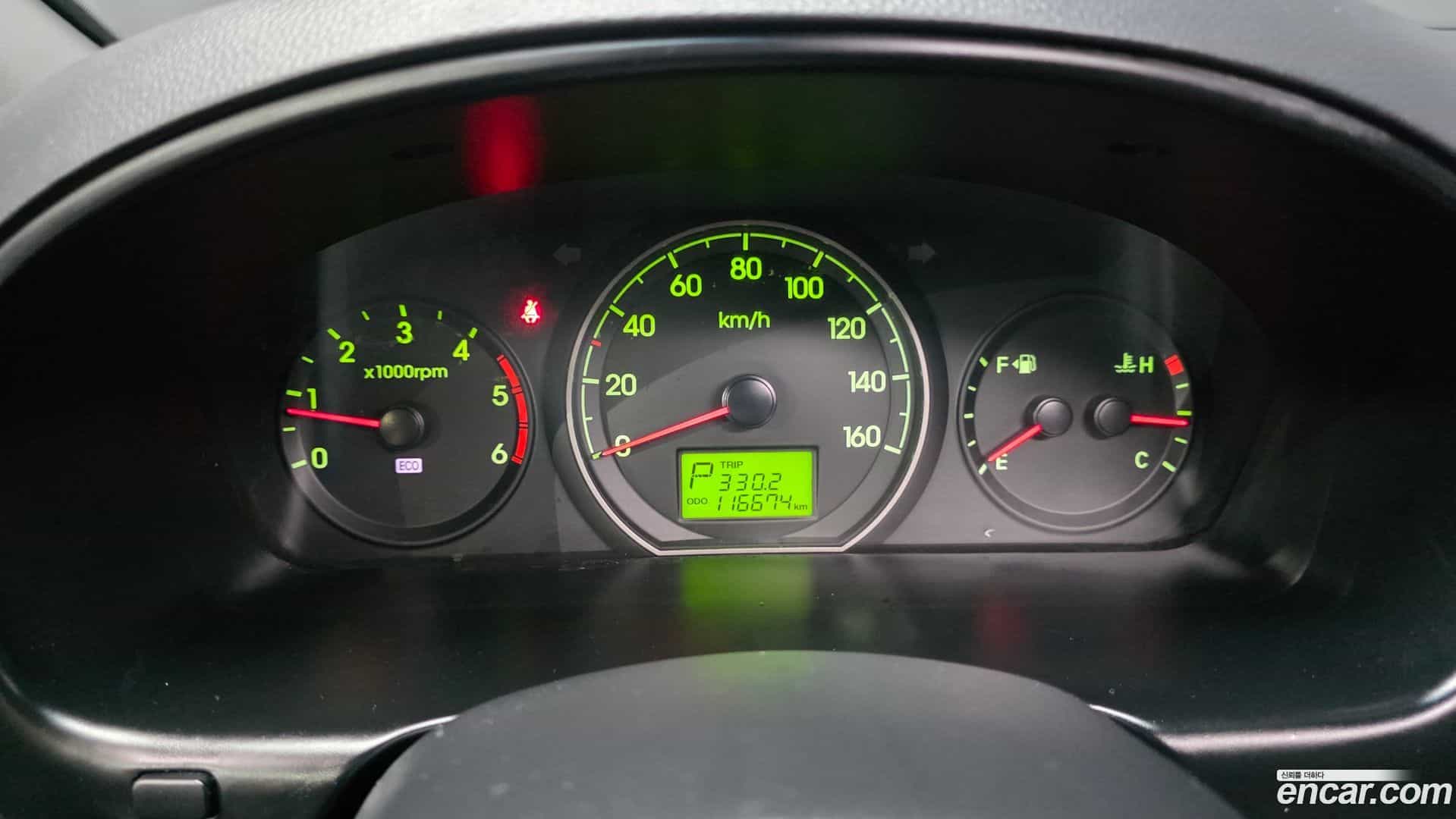 Starex Hyundai 2014.6-INNER-008