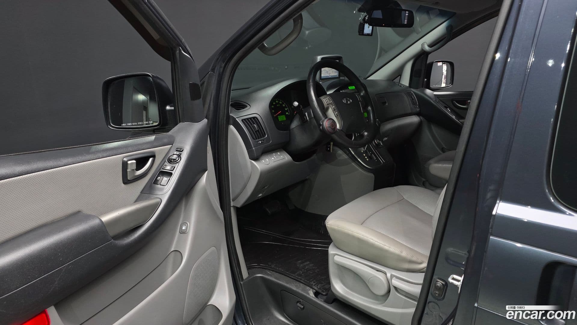 Main__Slider__Photo:Starex Hyundai 2014.6-9