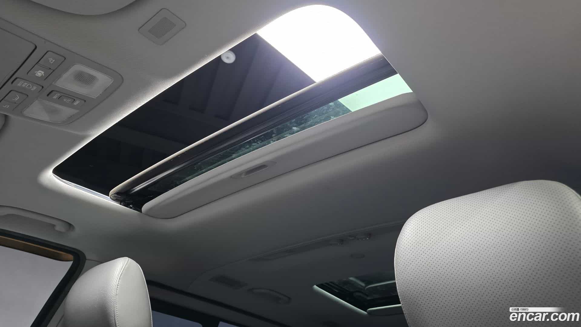 Starex Hyundai 2014.6-OPTION-023