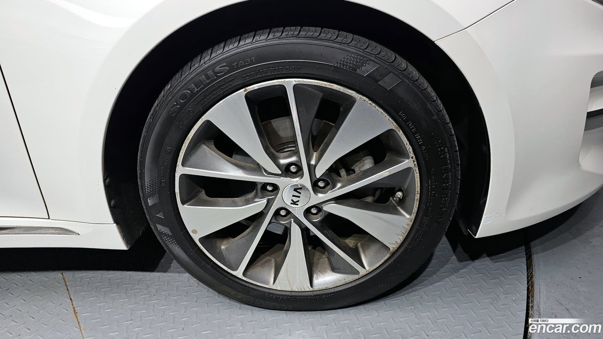 Main__Slider__Photo:K5 Kia 2015.11-4