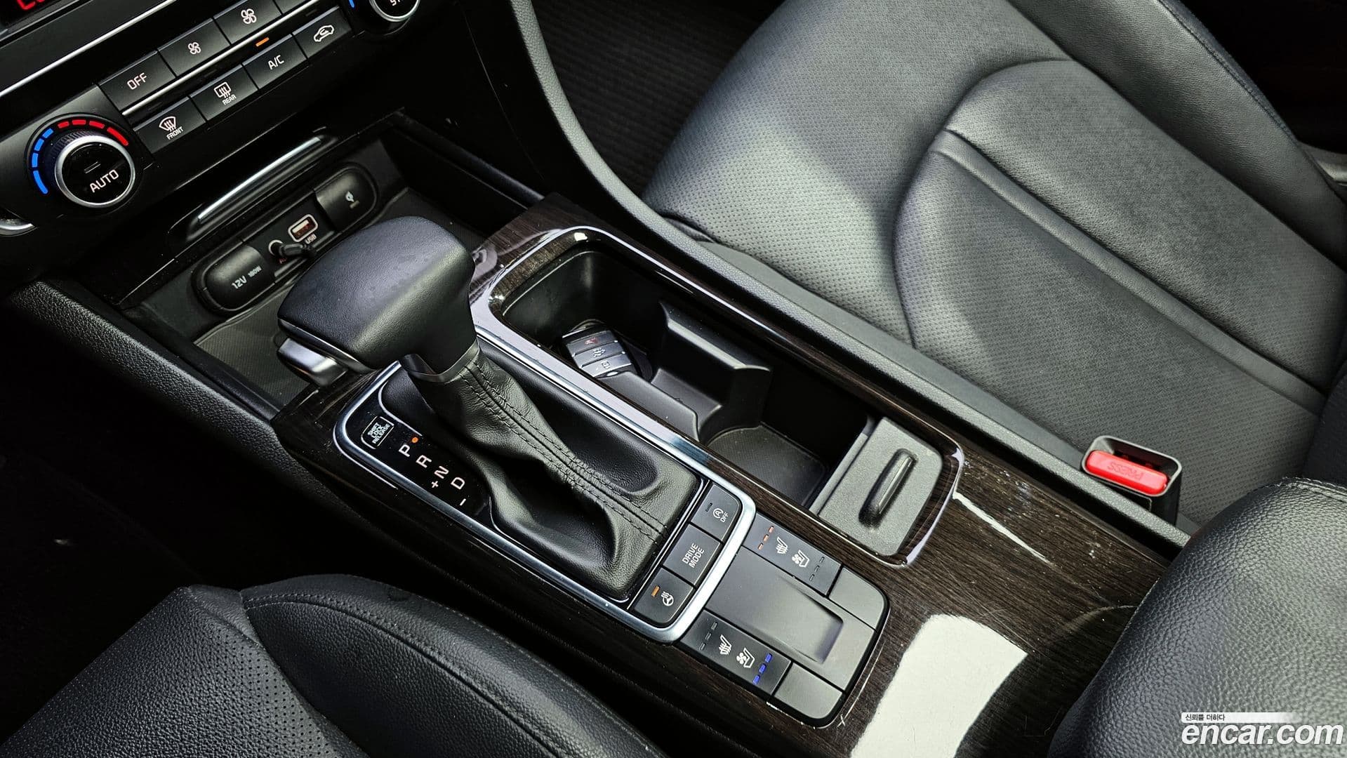 Main__Slider__Photo:K5 Kia 2015.11-8