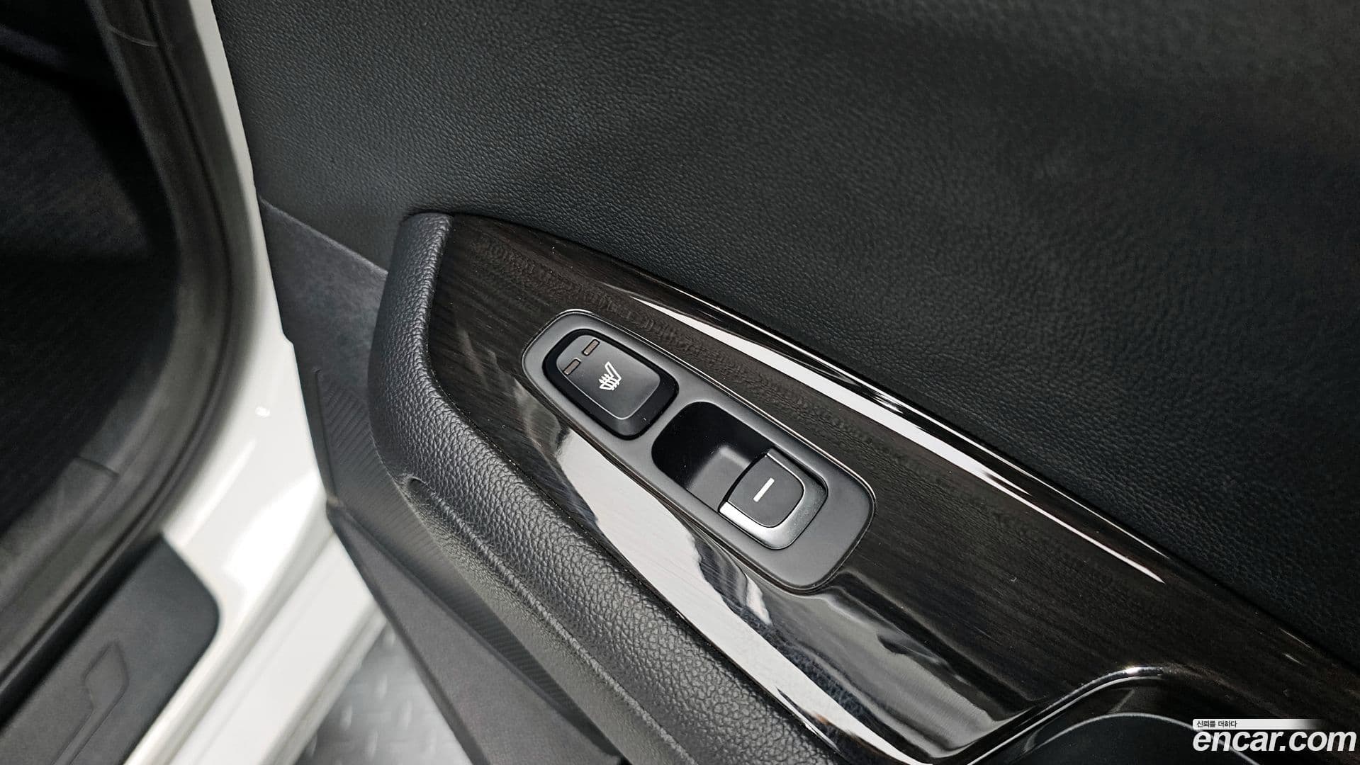 Main__Slider__Photo:K5 Kia 2015.11-19