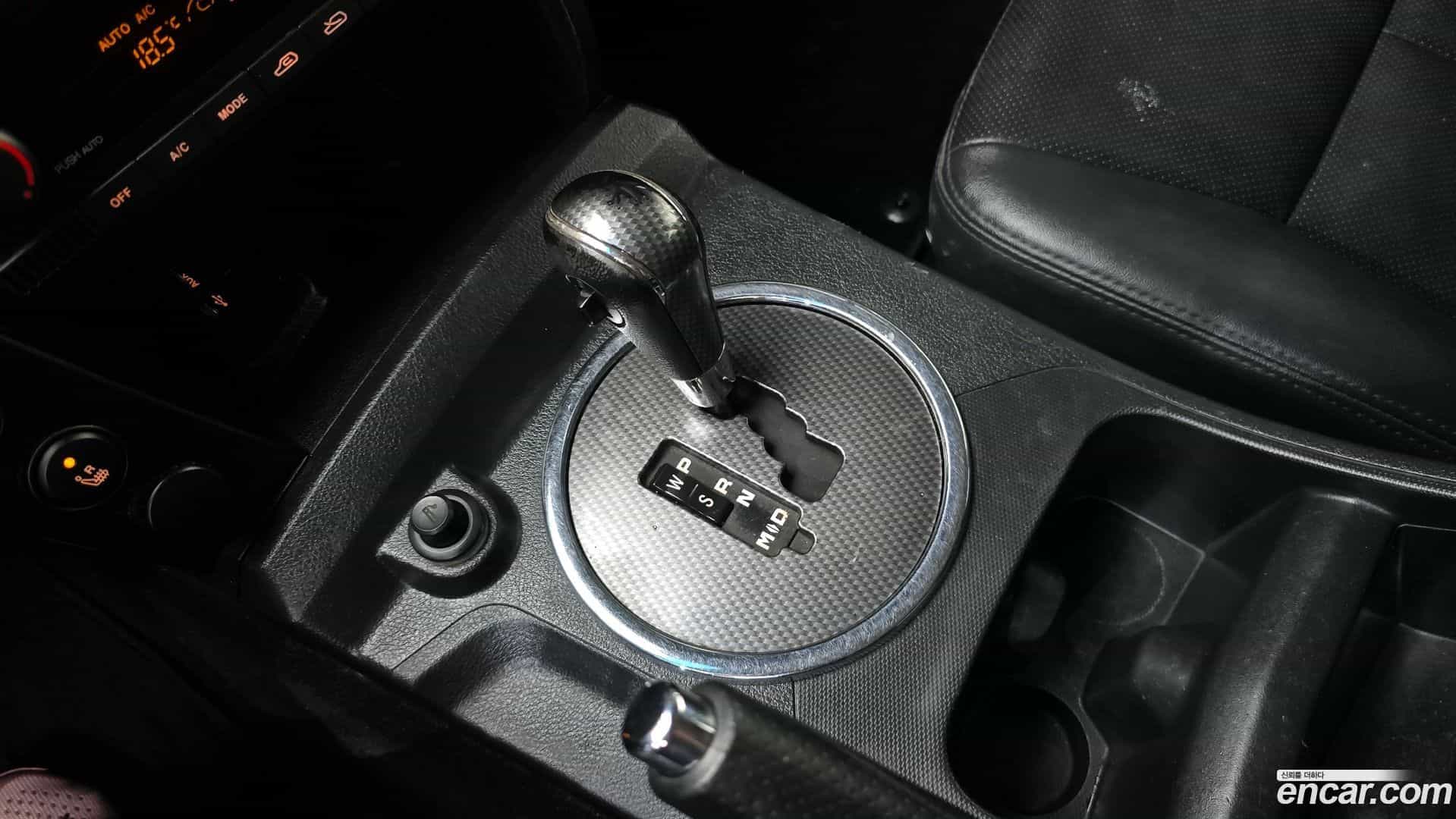 KORANDO KG_Mobility_Ssangyong 2015.6-INNER-009