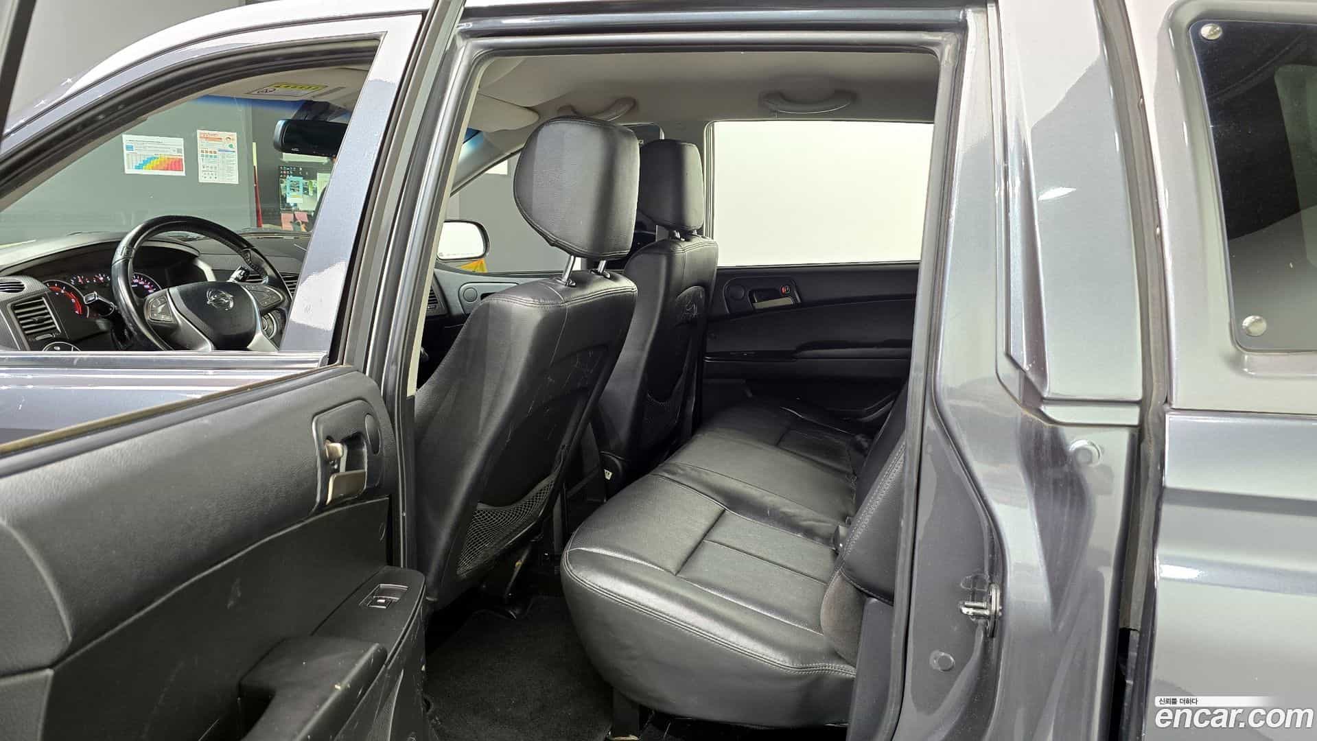 KORANDO KG_Mobility_Ssangyong 2015.6-OPTION-015