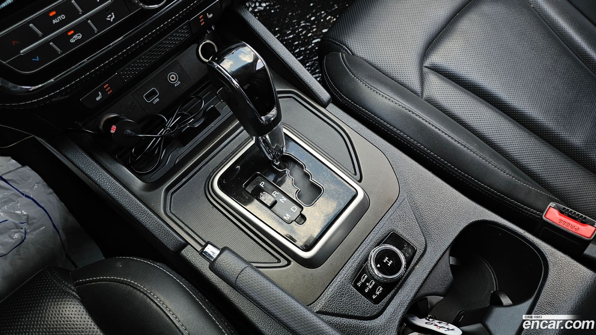 Main__Slider__Photo:Rexton KG_Mobility_Ssangyong 2018.6-8