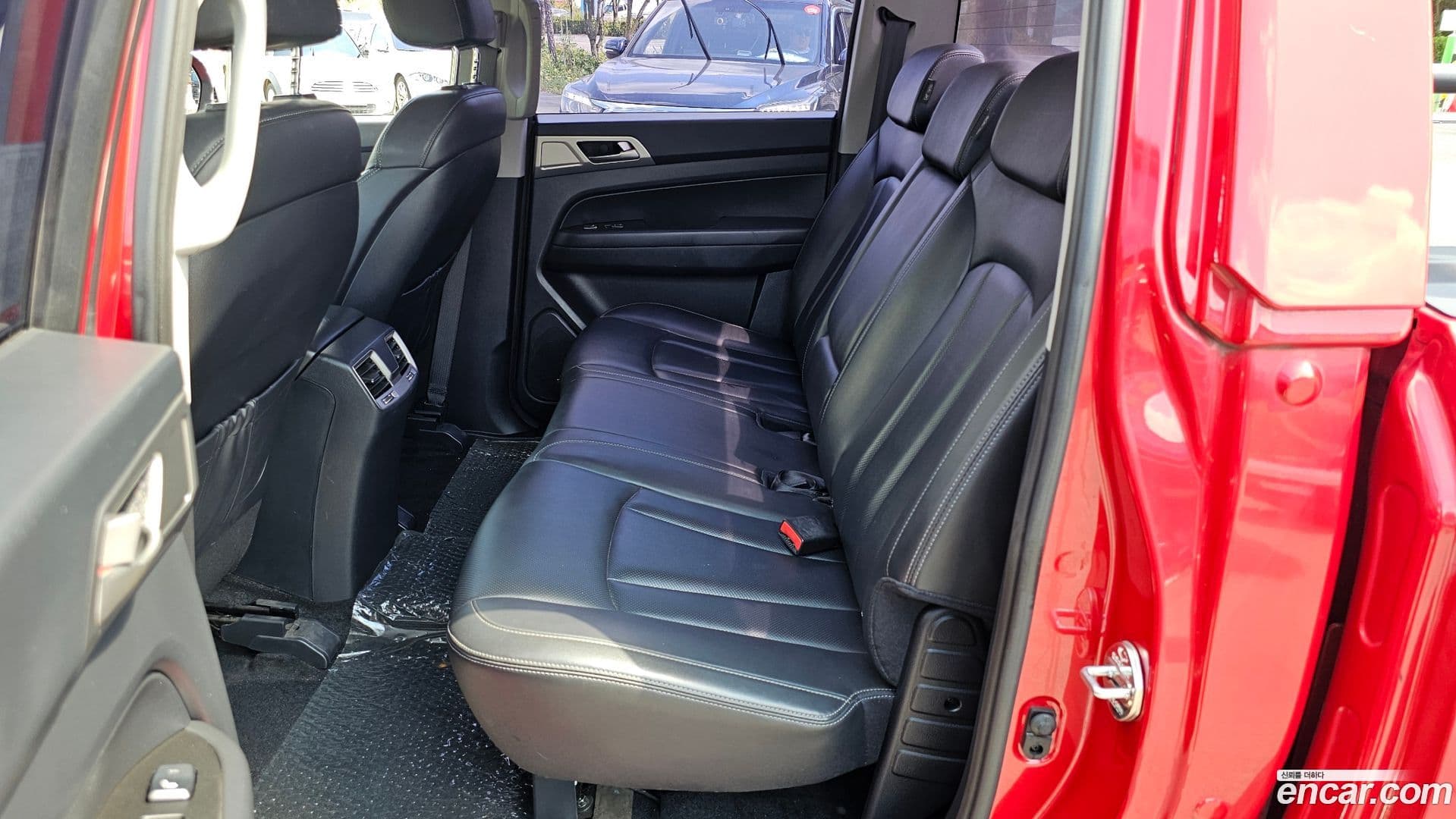 Main__Slider__Photo:Rexton KG_Mobility_Ssangyong 2018.6-11