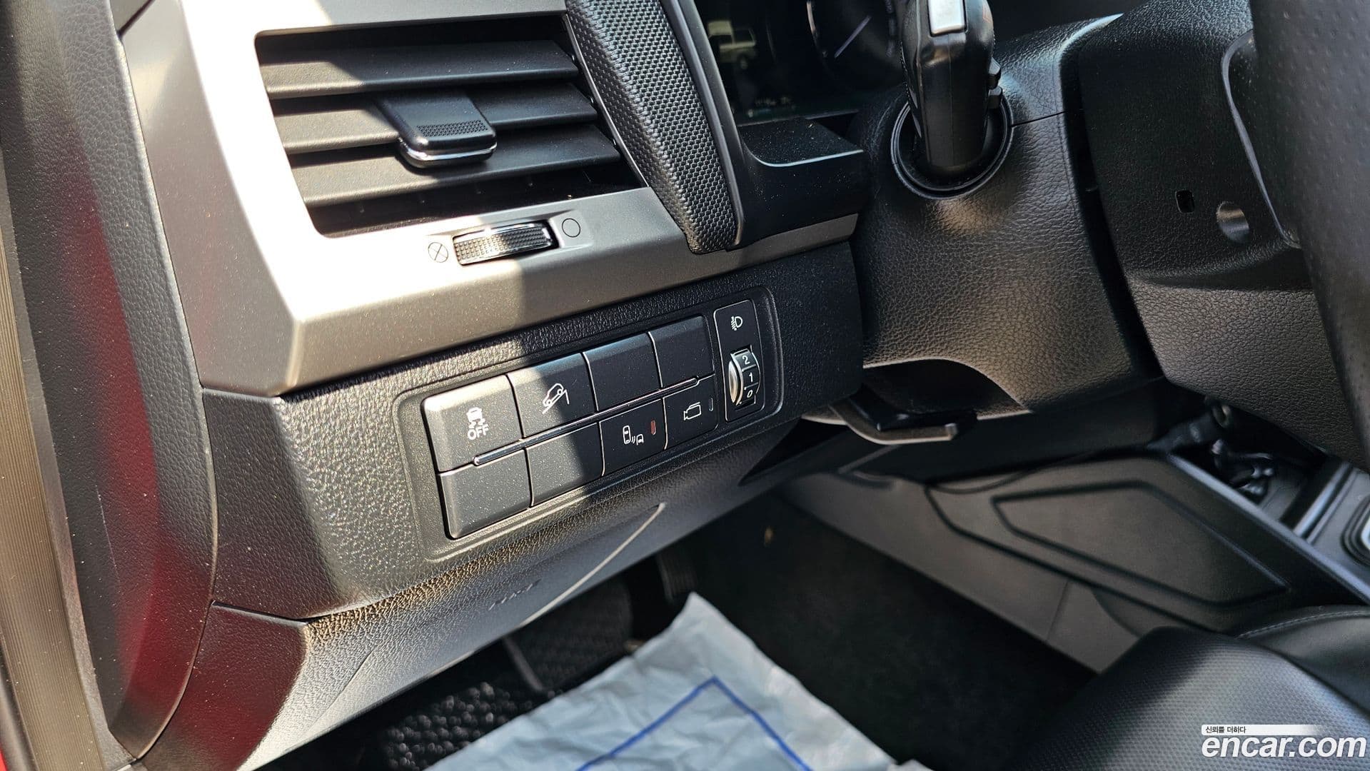 Main__Slider__Photo:Rexton KG_Mobility_Ssangyong 2018.6-14