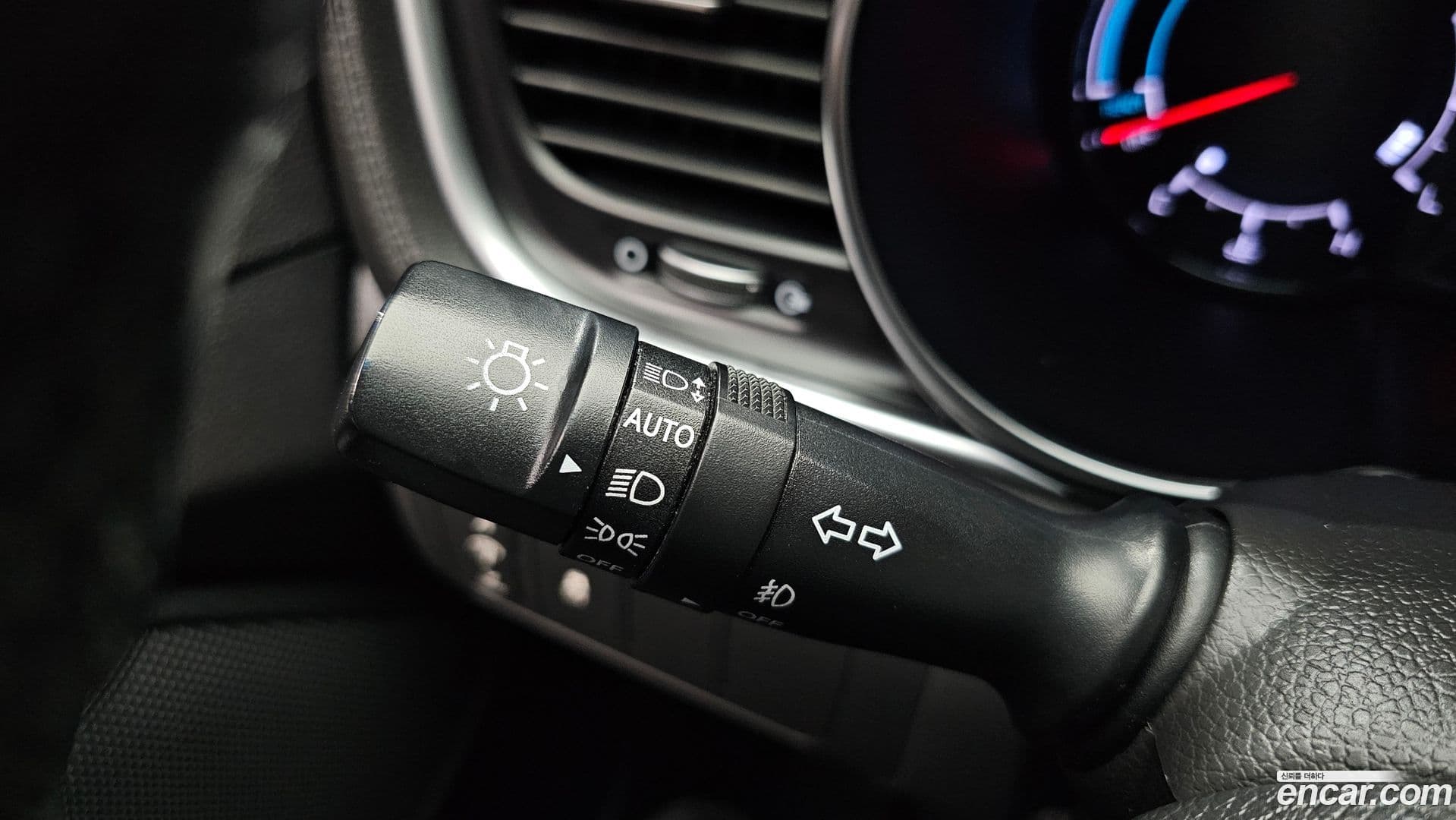 Main__Slider__Photo:K5 Kia 2014.2-18