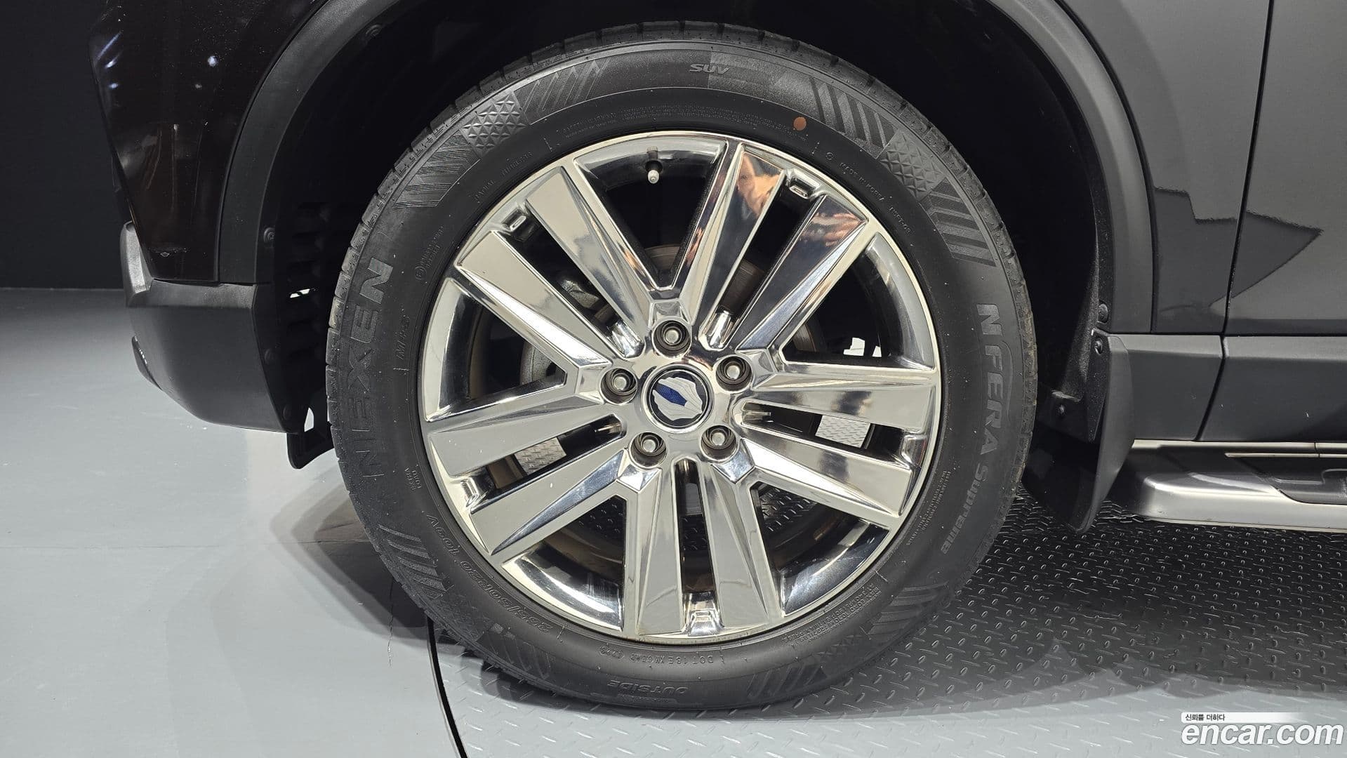 Main__Slider__Photo:Rexton KG_Mobility_Ssangyong 2019.3-4