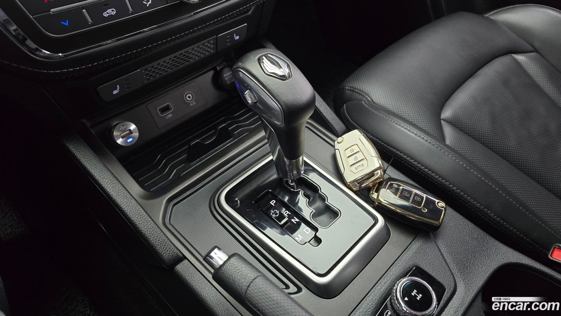 Main__Slider__Photo:Rexton KG_Mobility_Ssangyong 2019.3-8