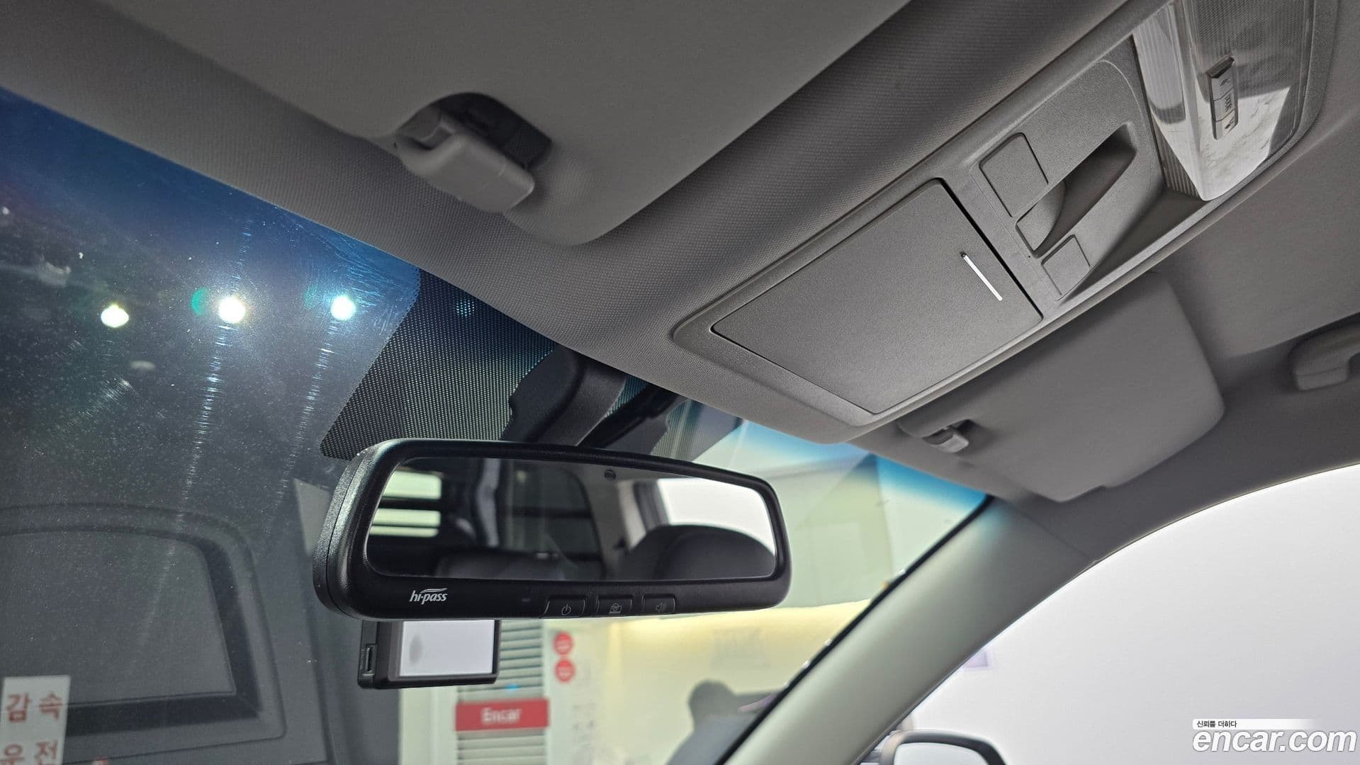 Main__Slider__Photo:Rexton KG_Mobility_Ssangyong 2019.3-18